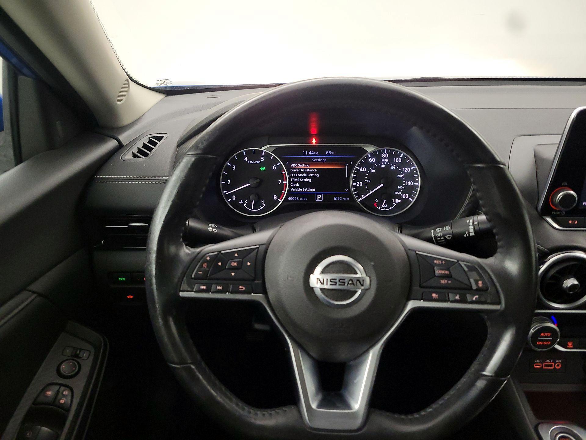 Thumbnail: 2020 Nissan Sentra - 10