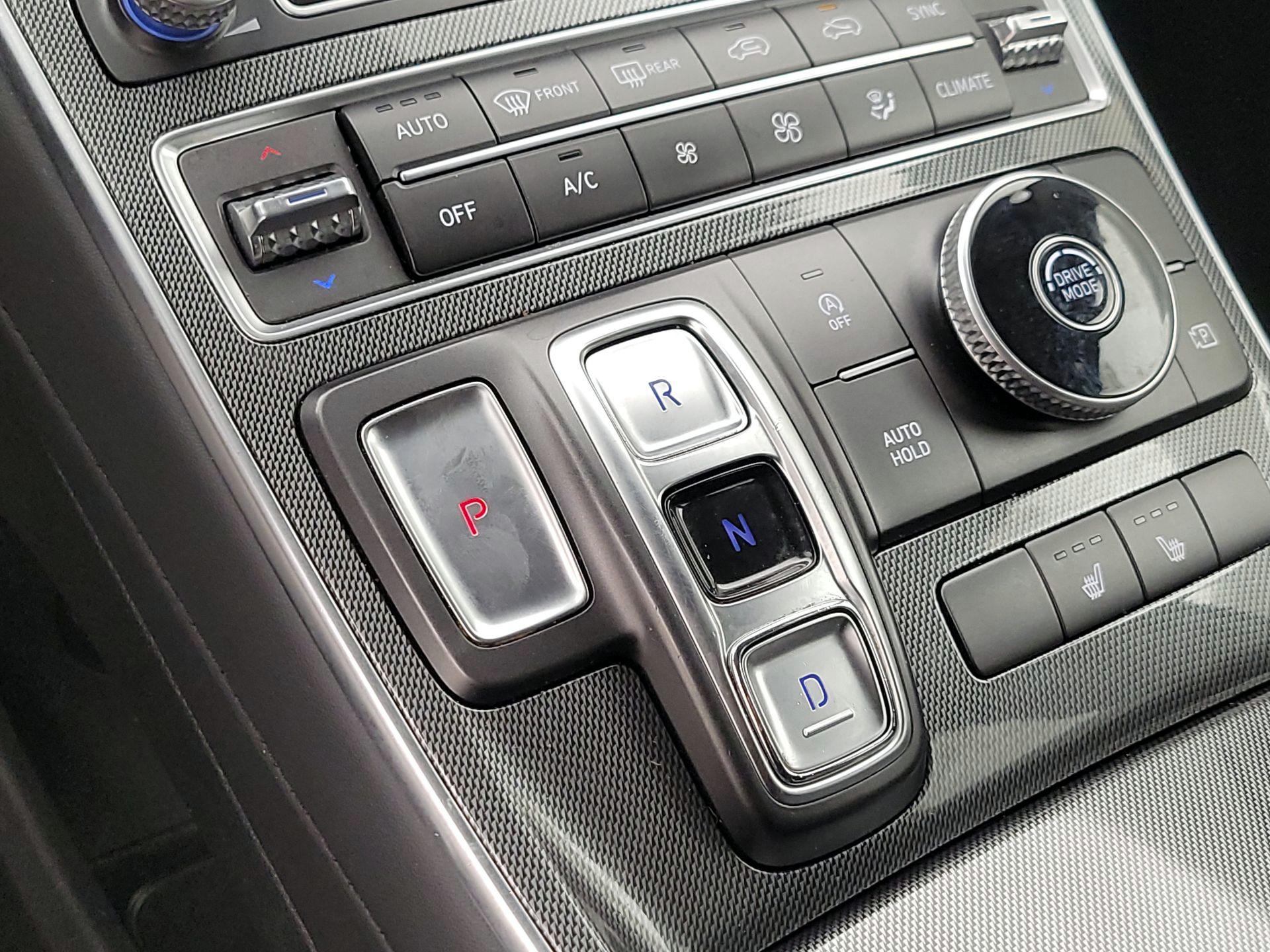 Thumbnail: 2023 Hyundai Santa Fe - 17