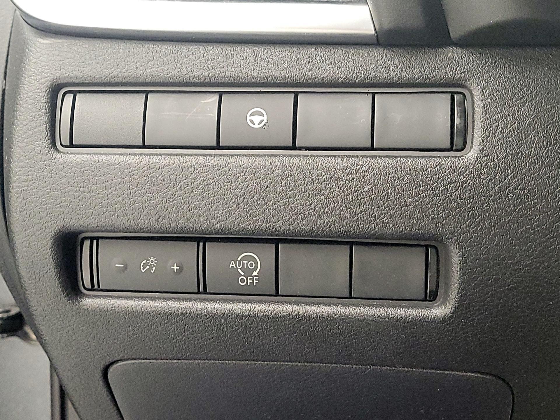 Thumbnail: 2023 Nissan Rogue - 13