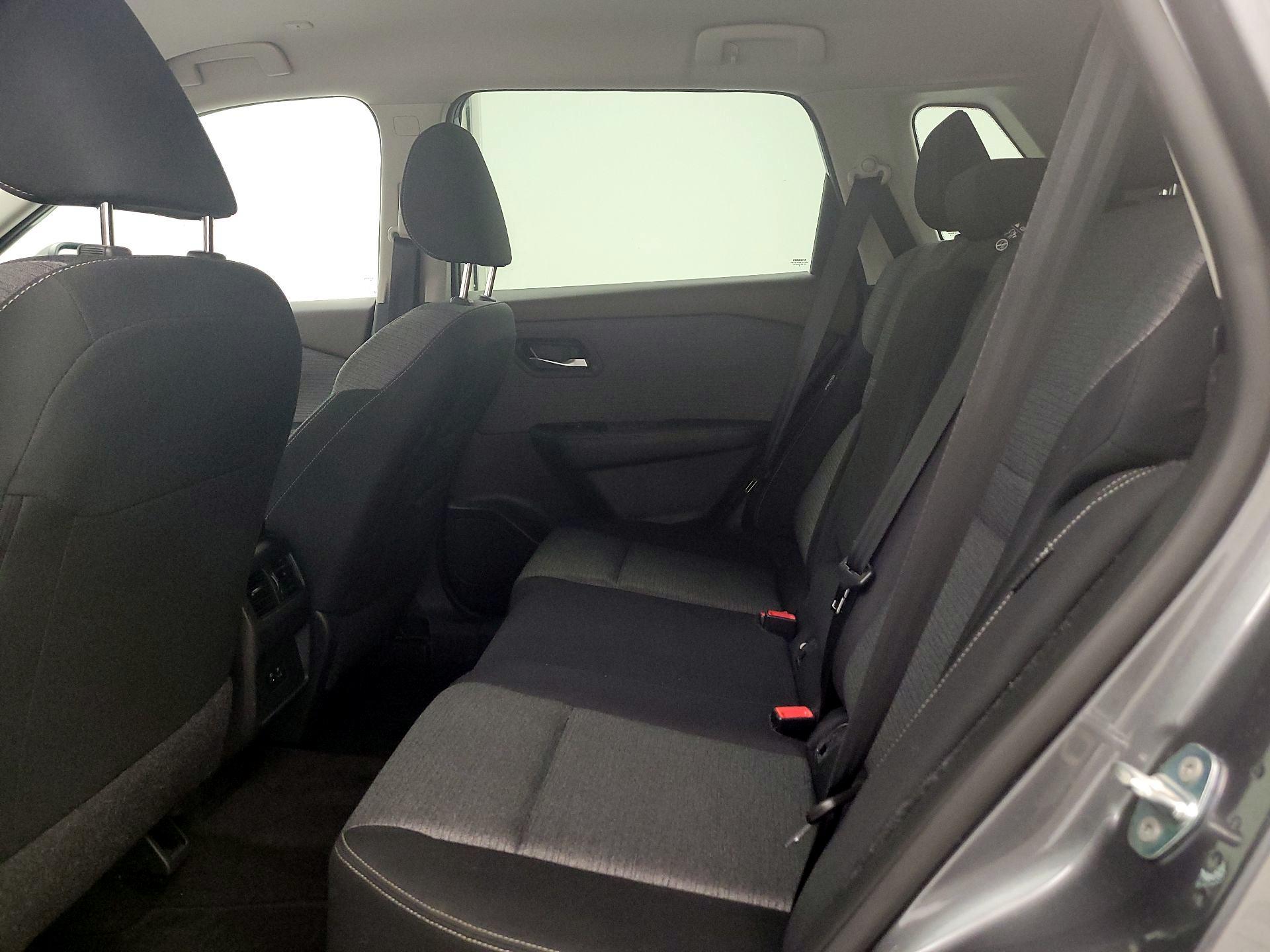 Thumbnail: 2023 Nissan Rogue - 19