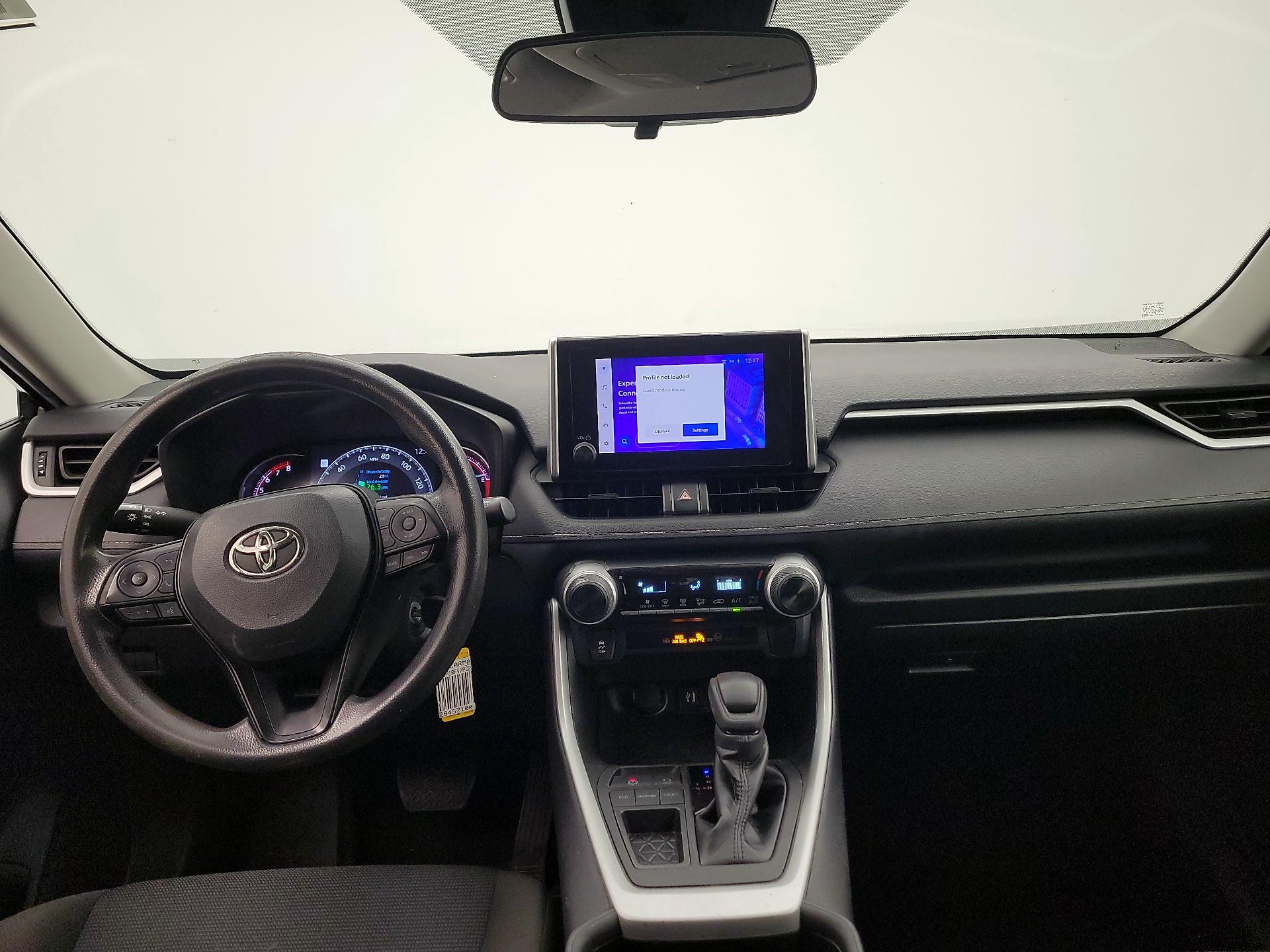 Thumbnail: 2023 Toyota RAV4 - 9