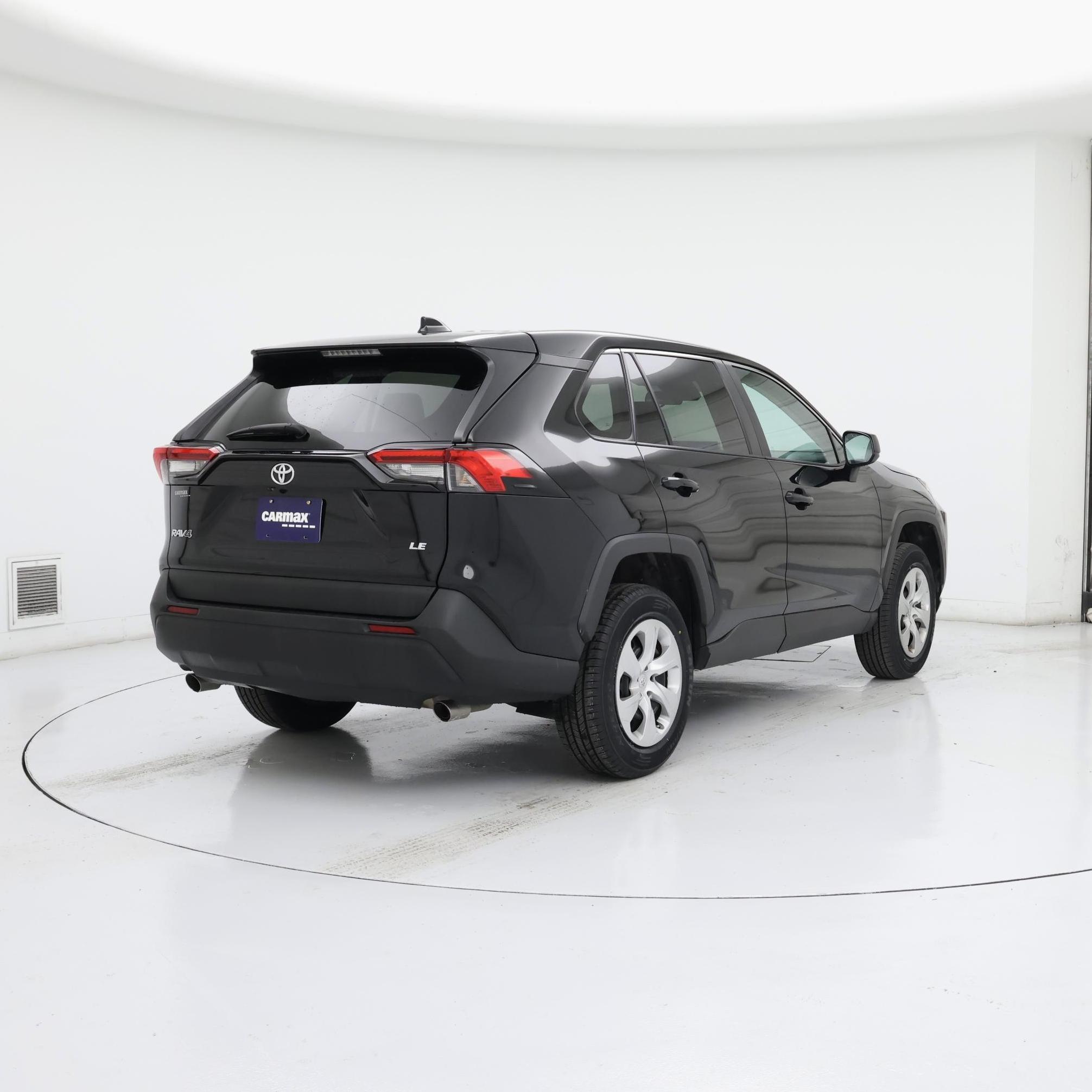 Thumbnail: 2023 Toyota RAV4 - 8