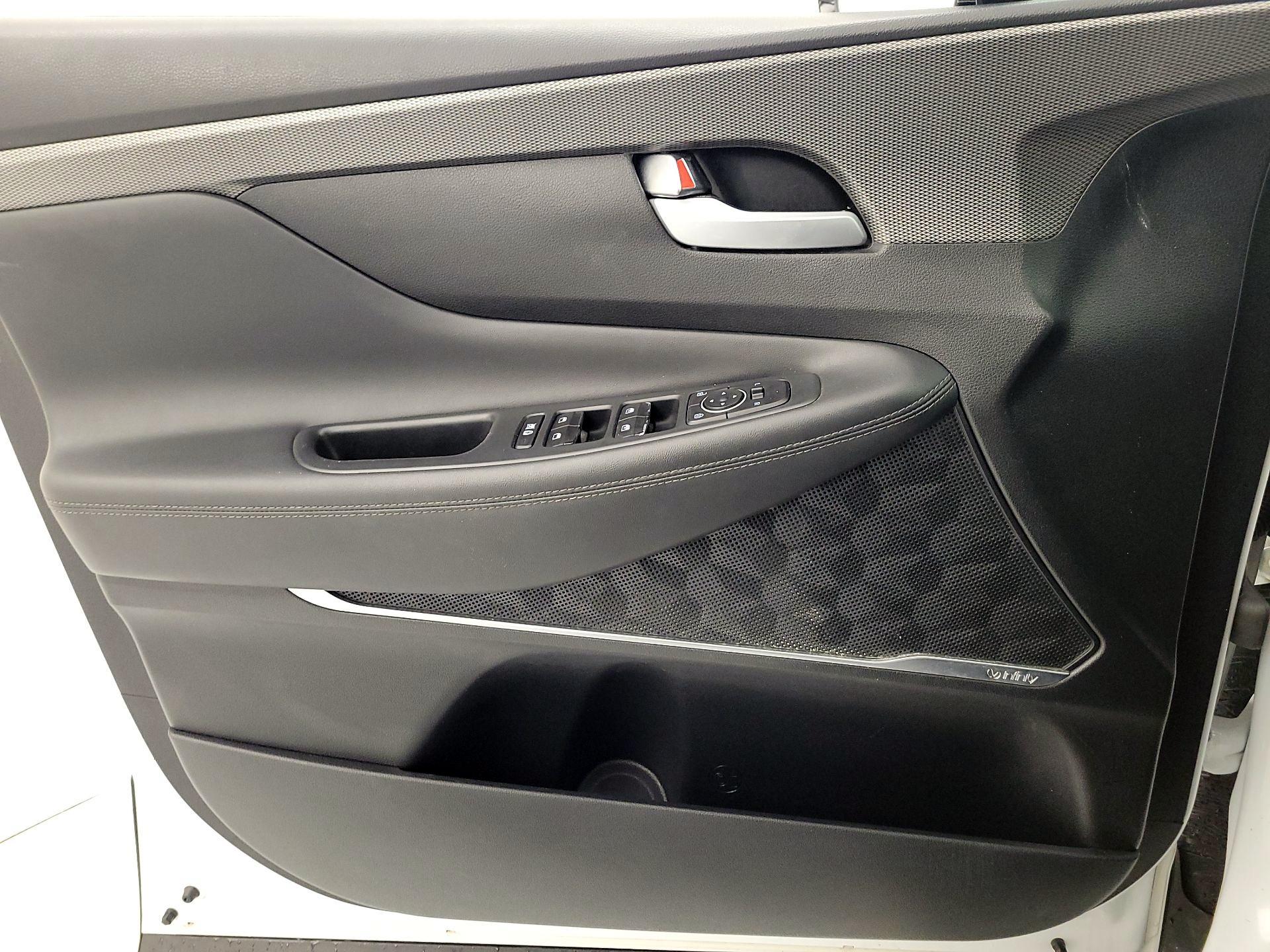 Thumbnail: 2020 Hyundai Santa Fe - 12