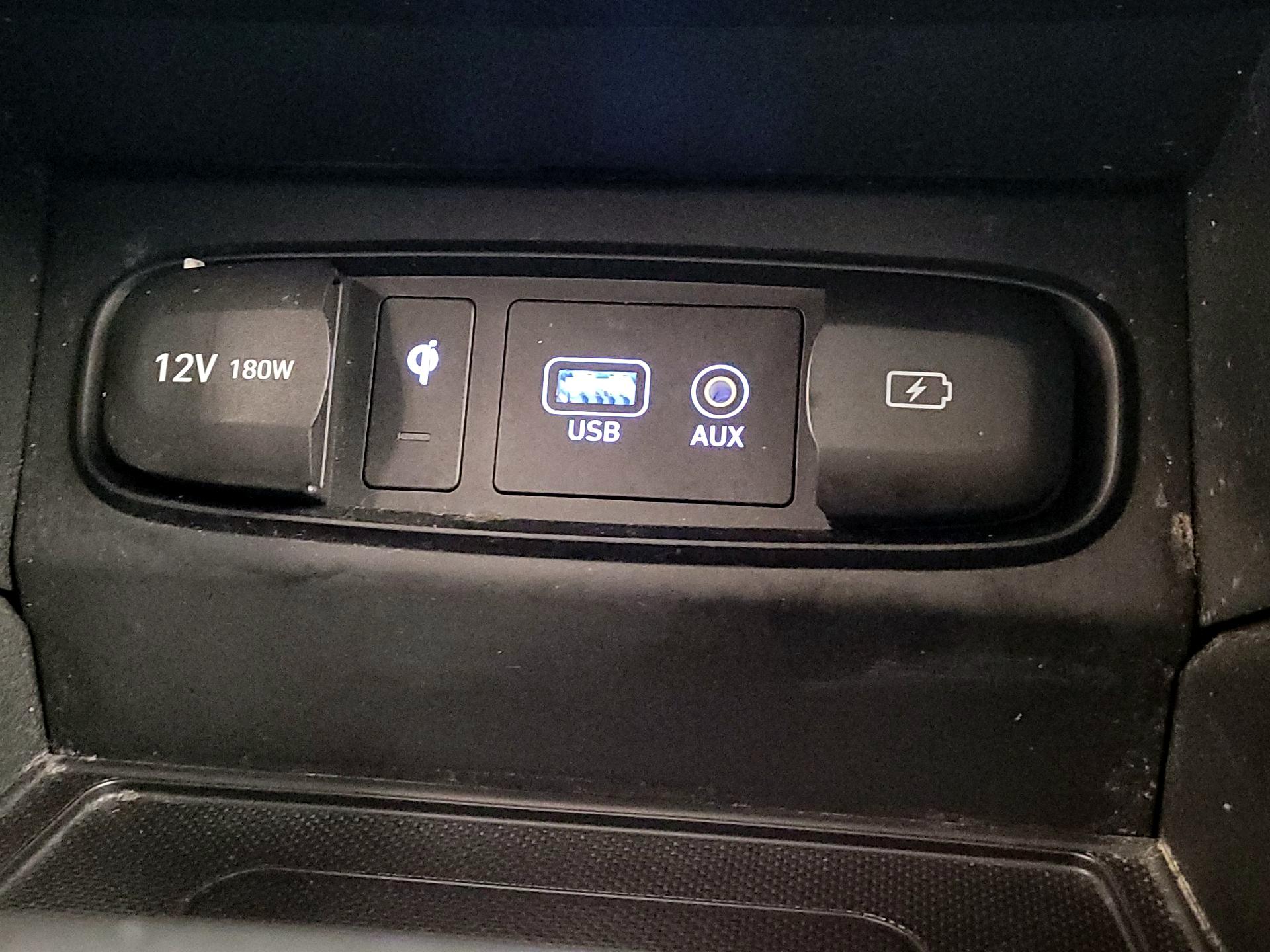 Thumbnail: 2020 Hyundai Santa Fe - 18