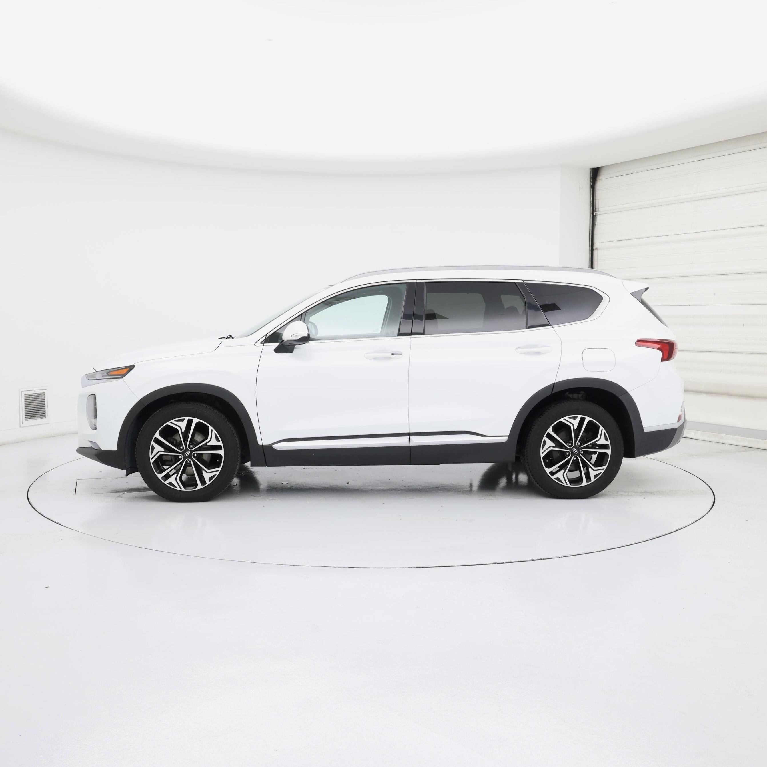 Thumbnail: 2020 Hyundai Santa Fe - 3