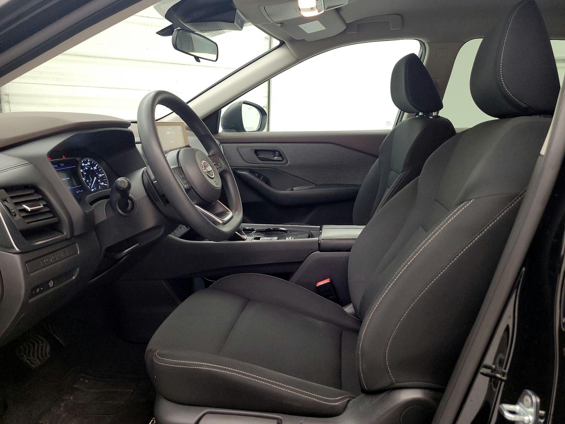 Thumbnail: 2023 Nissan Rogue - 11