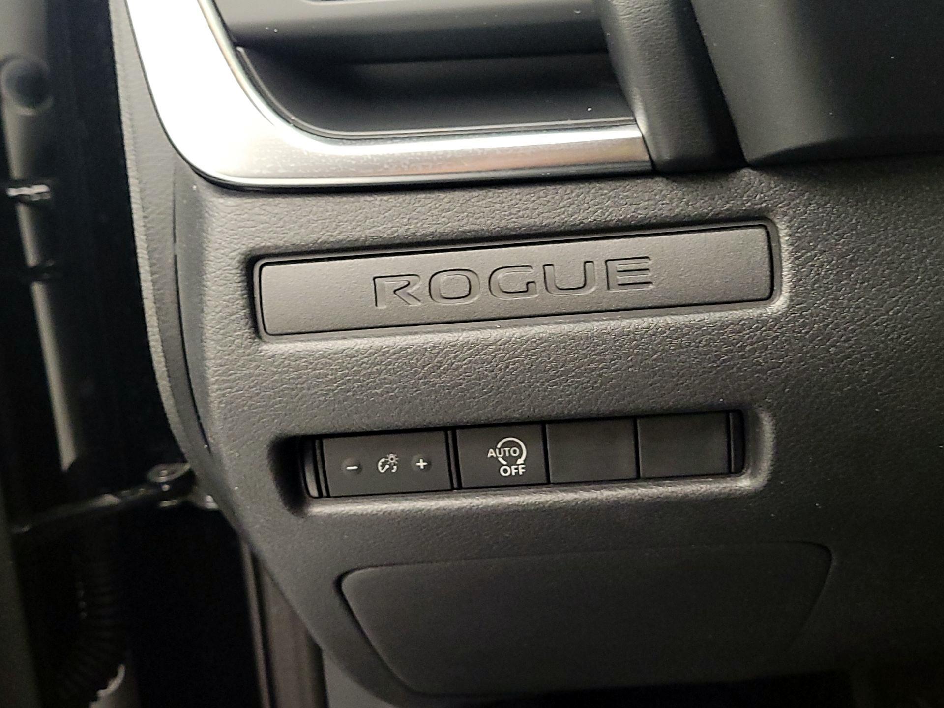 Thumbnail: 2023 Nissan Rogue - 13