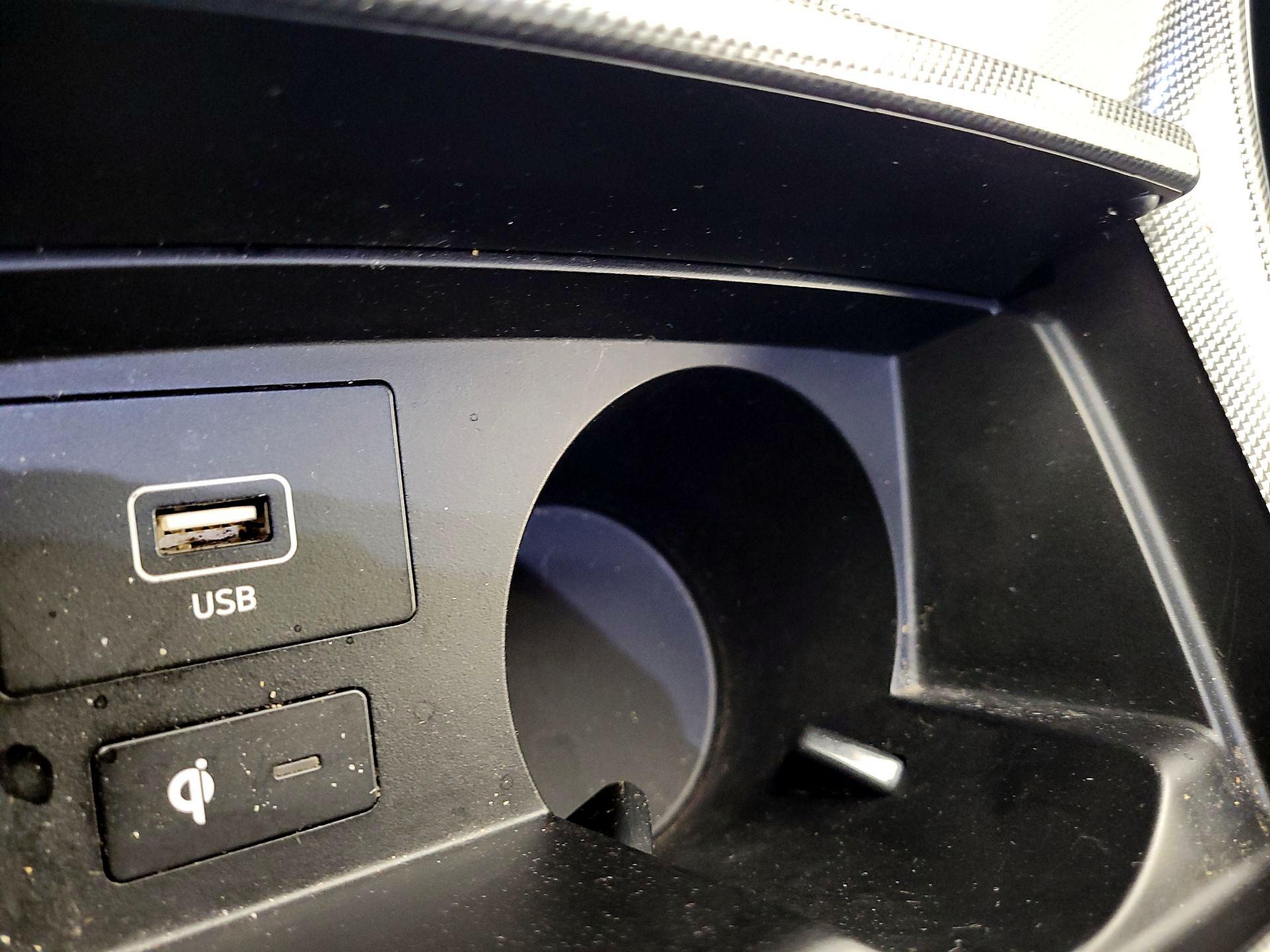 Thumbnail: 2023 Hyundai Santa Fe - 16