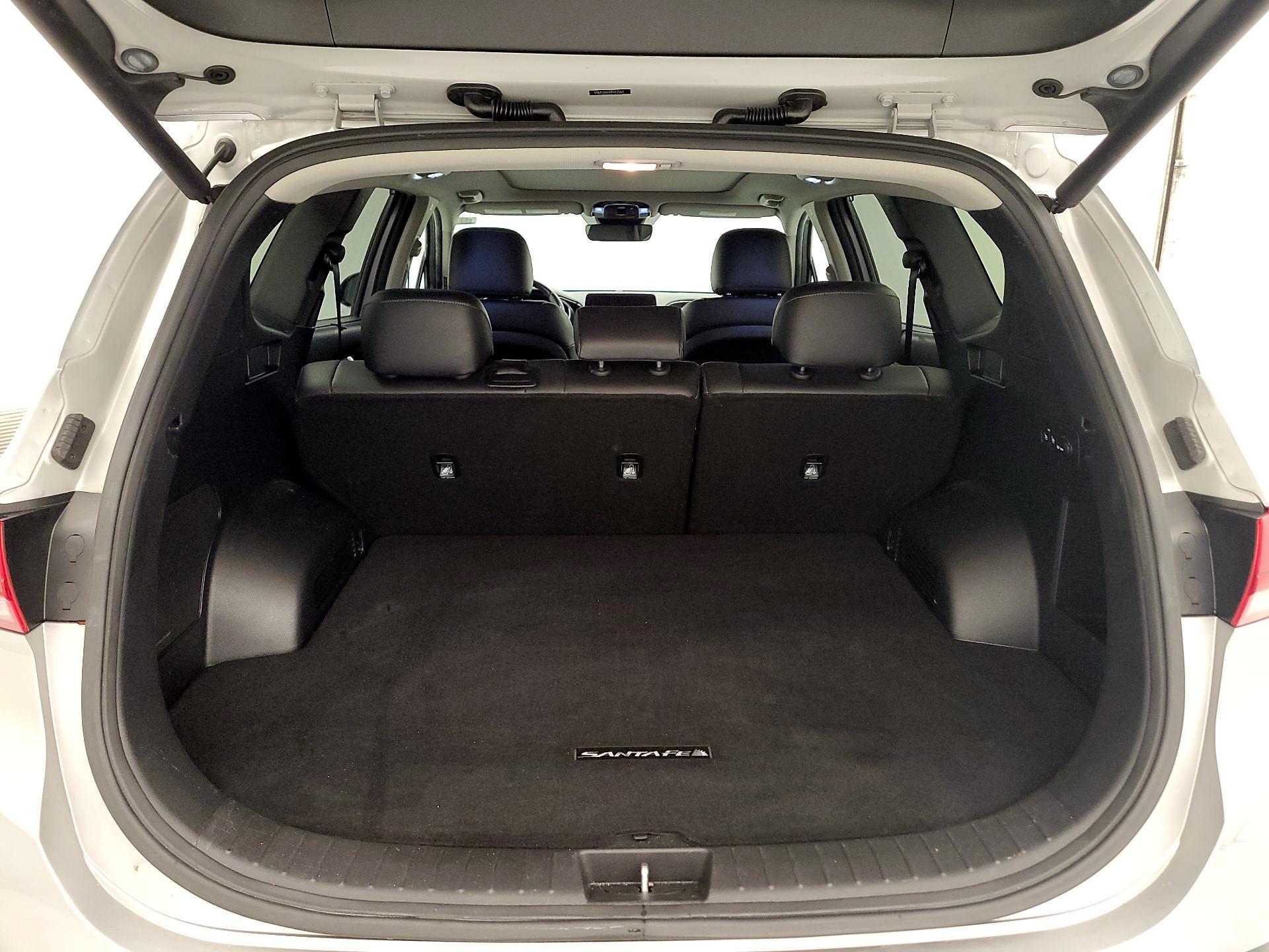 Thumbnail: 2023 Hyundai Santa Fe - 18