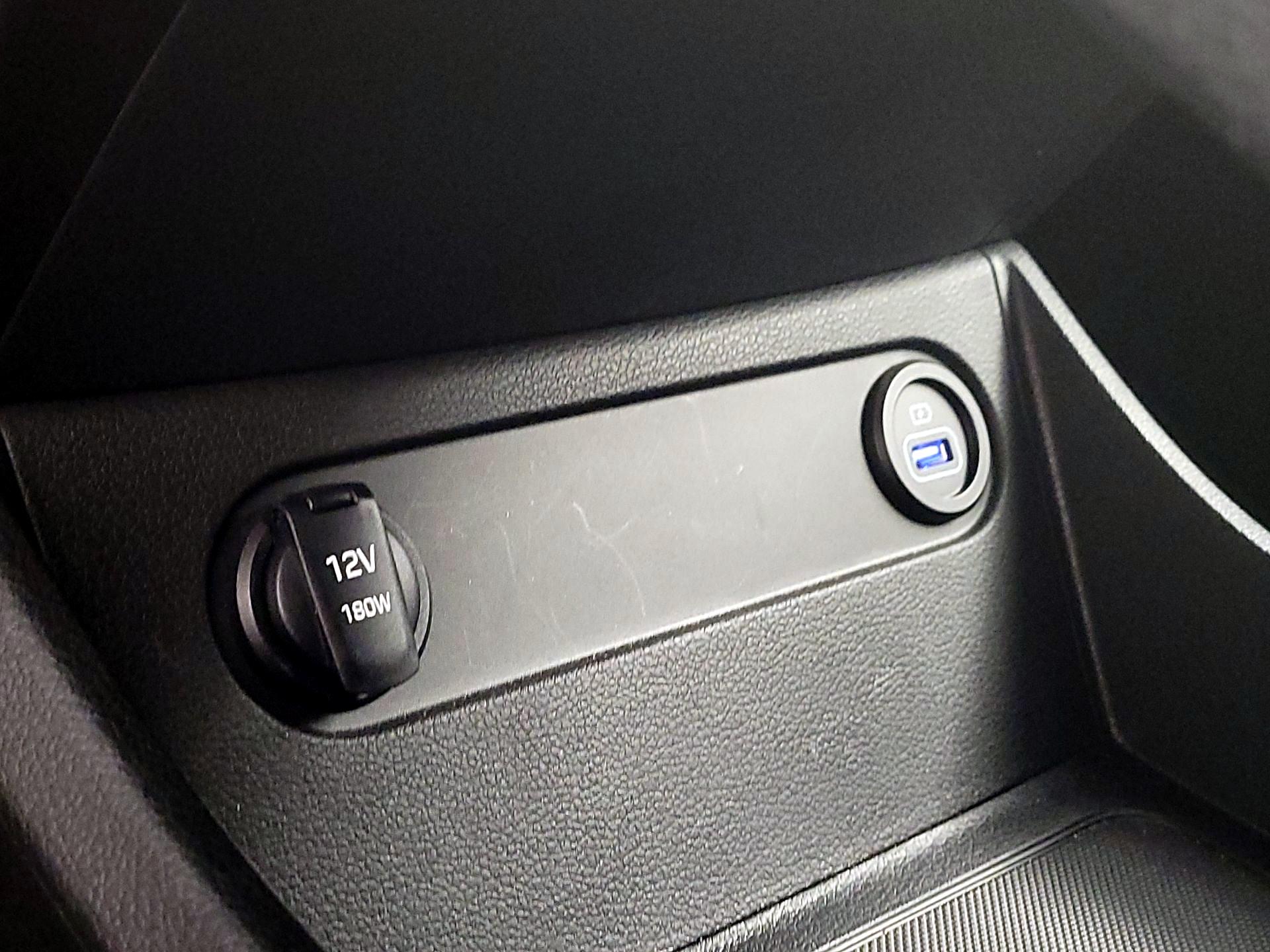 Thumbnail: 2023 Hyundai Santa Fe - 18