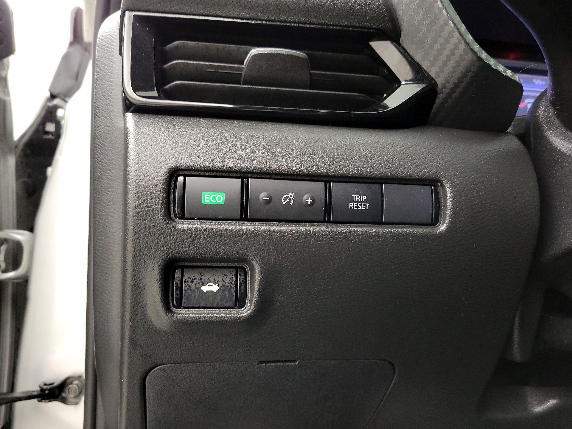 Thumbnail: 2023 Nissan Sentra - 13