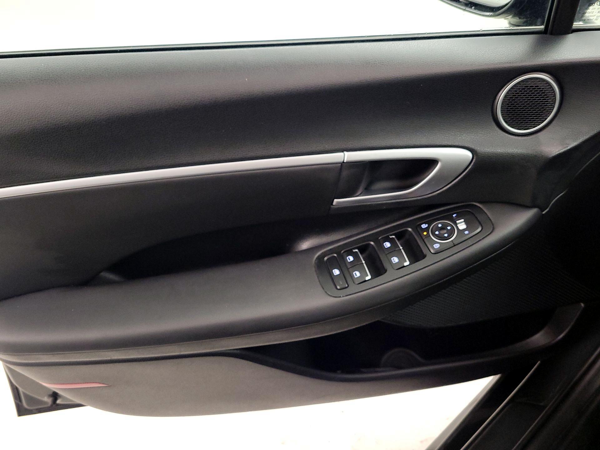 Thumbnail: 2025 Hyundai Sonata - 12