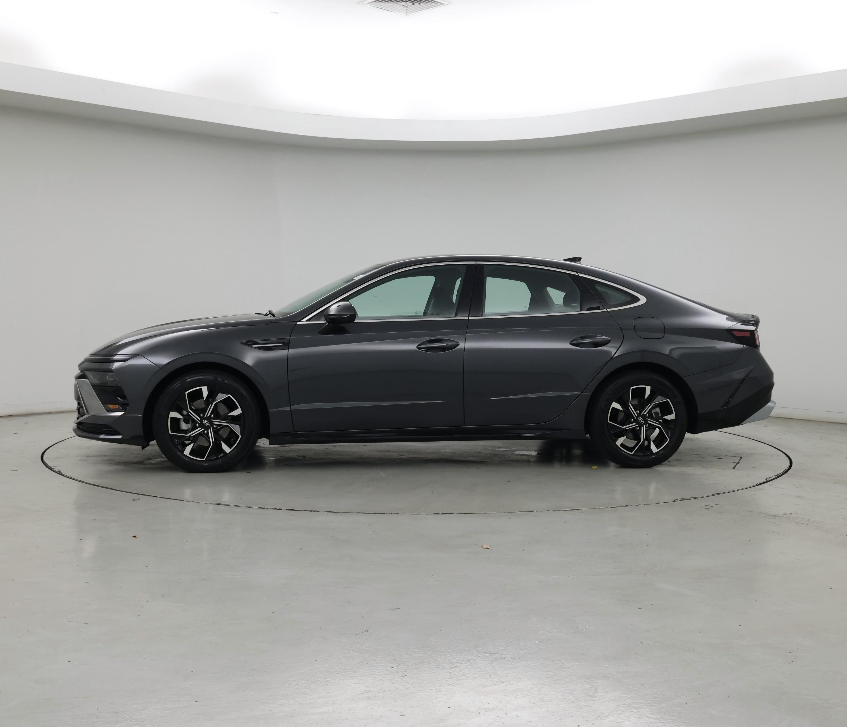 Thumbnail: 2025 Hyundai Sonata - 3