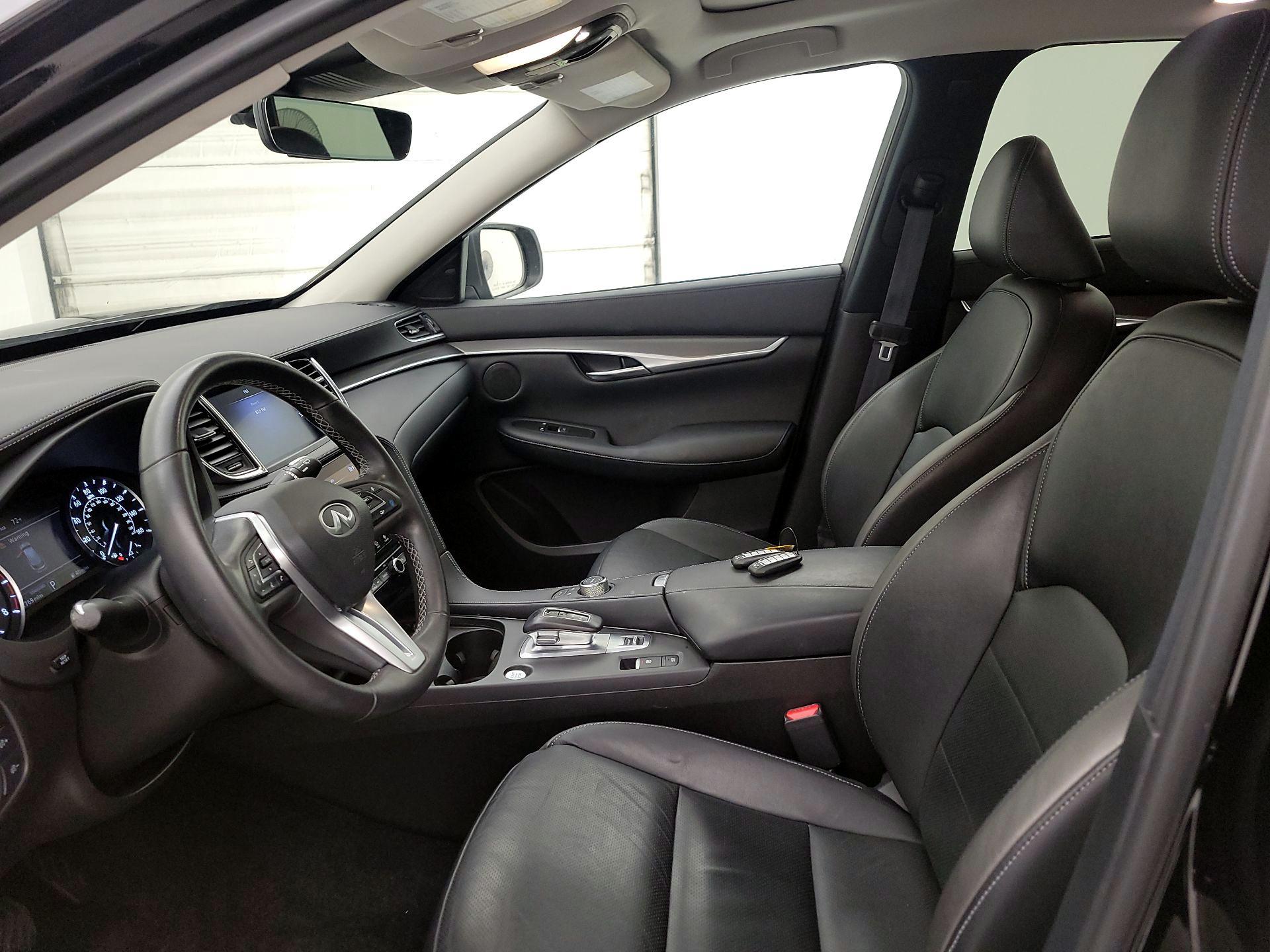 Thumbnail: 2023 INFINITI QX50 - 11