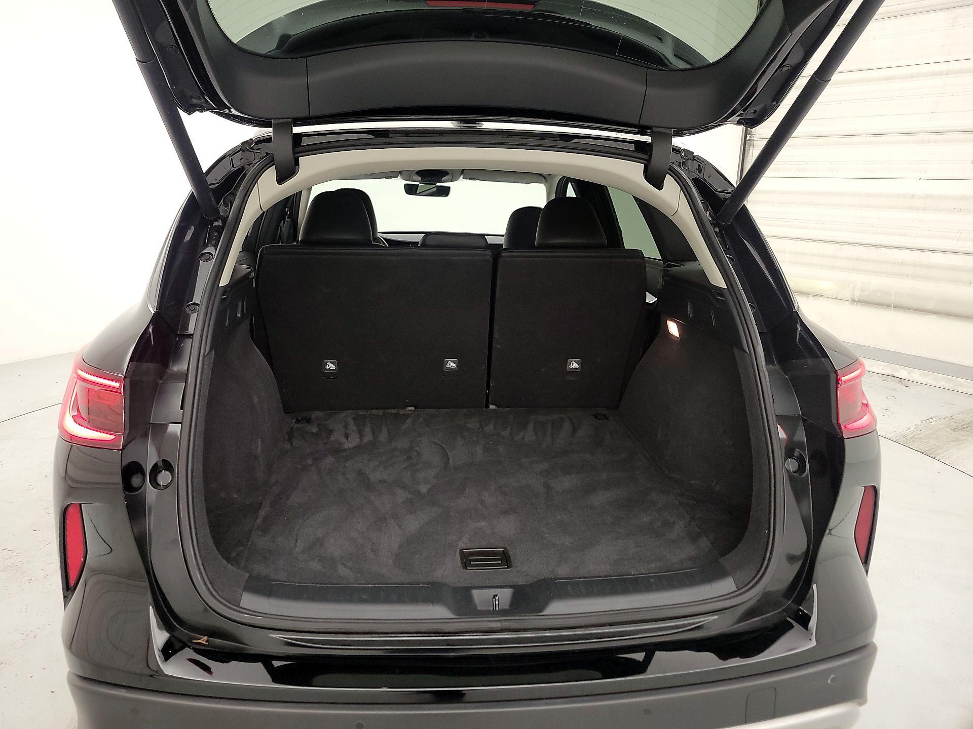 Thumbnail: 2023 INFINITI QX50 - 20