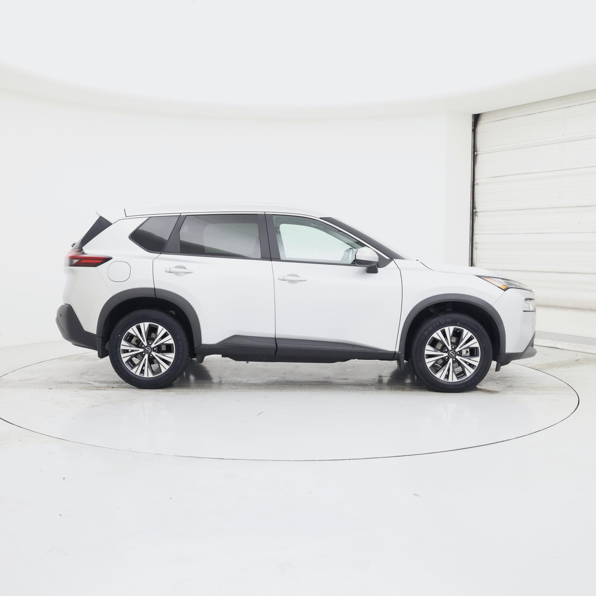 Thumbnail: 2023 Nissan Rogue - 7