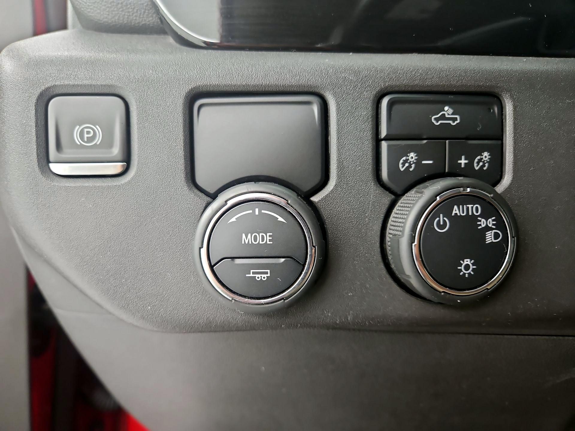 Thumbnail: 2023 Chevrolet Silverado 1500 - 13