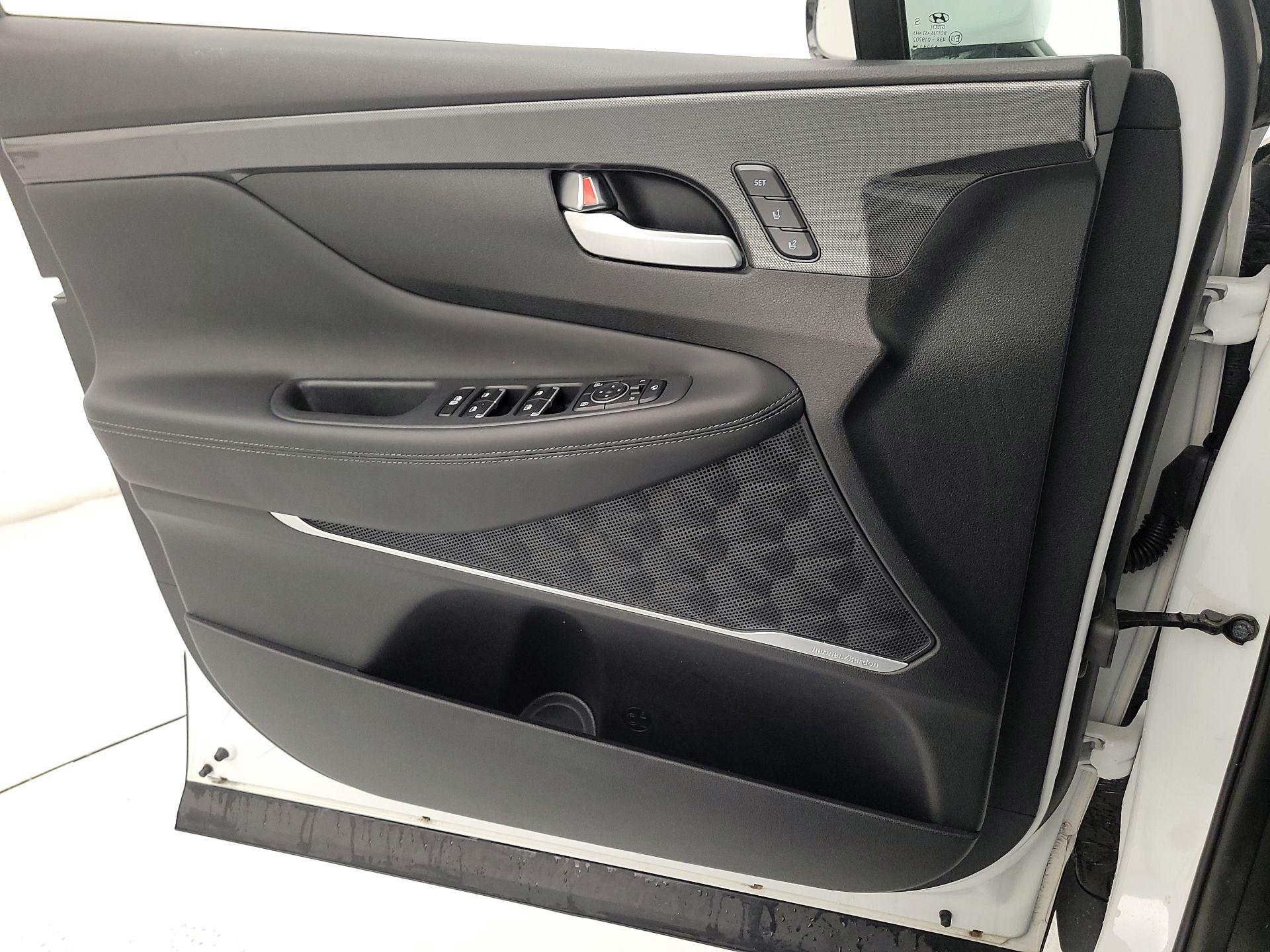 Thumbnail: 2023 Hyundai Santa Fe - 12