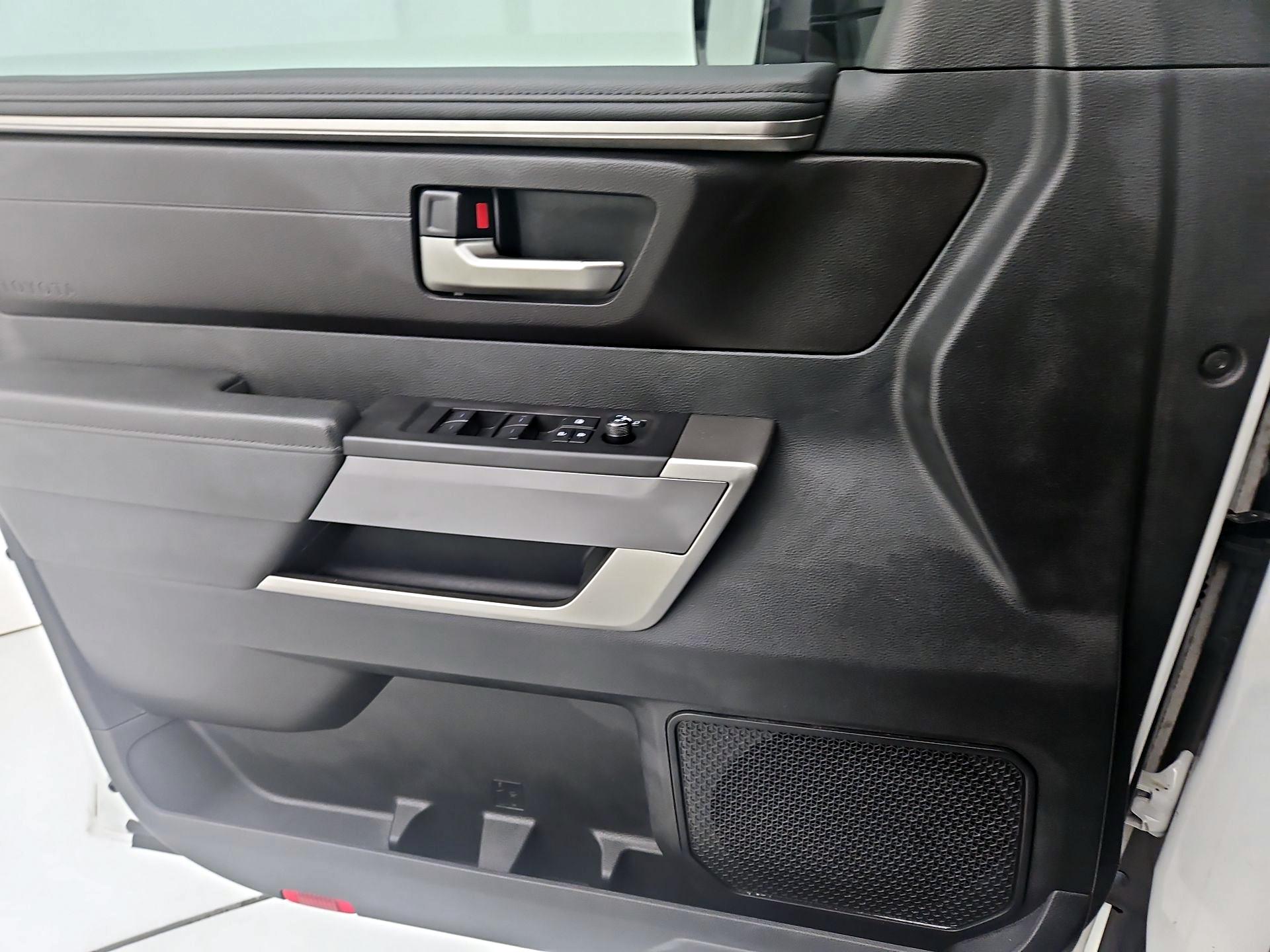 Thumbnail: 2023 Toyota Tundra - 12