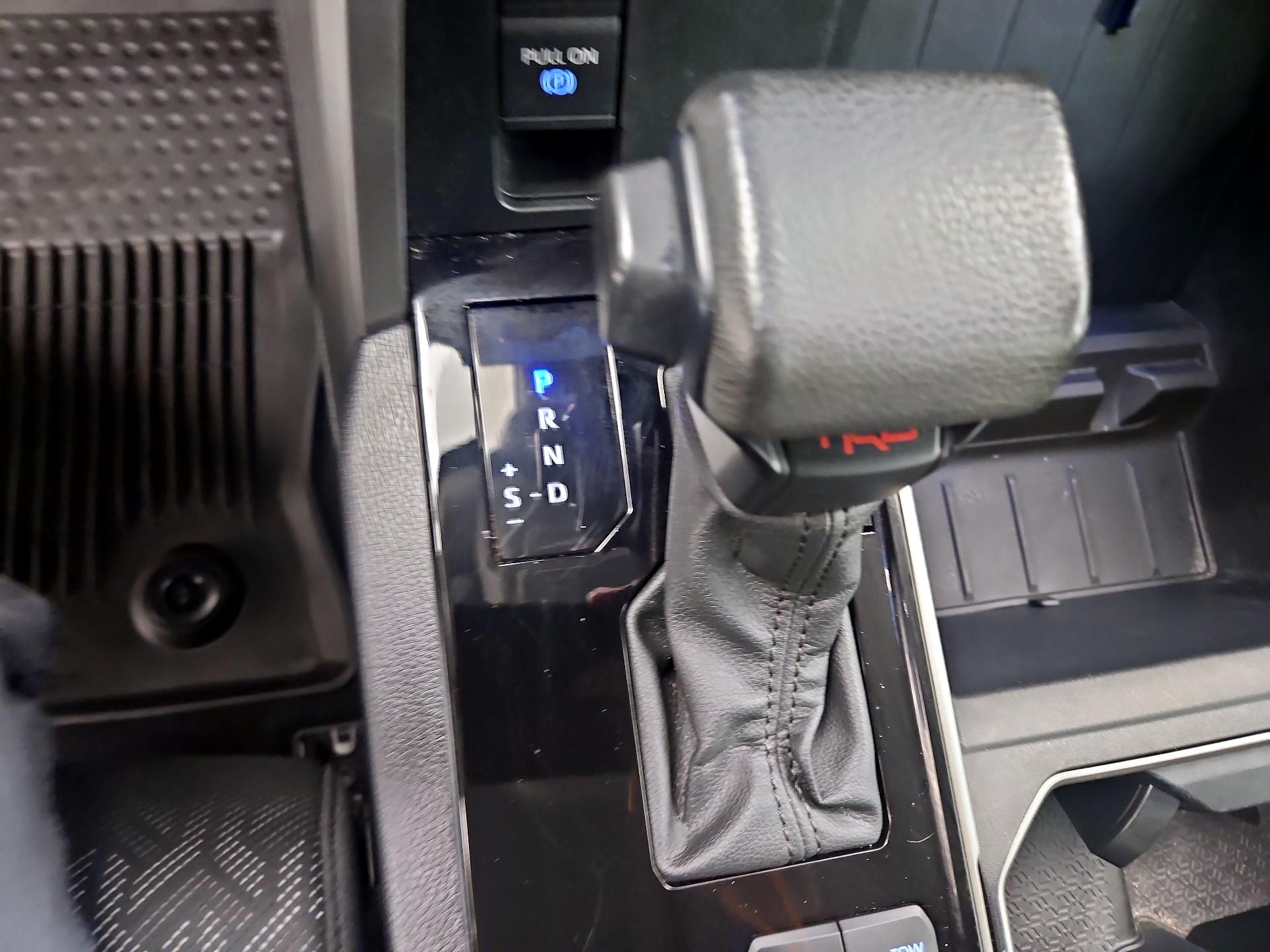 Thumbnail: 2023 Toyota Tundra - 18