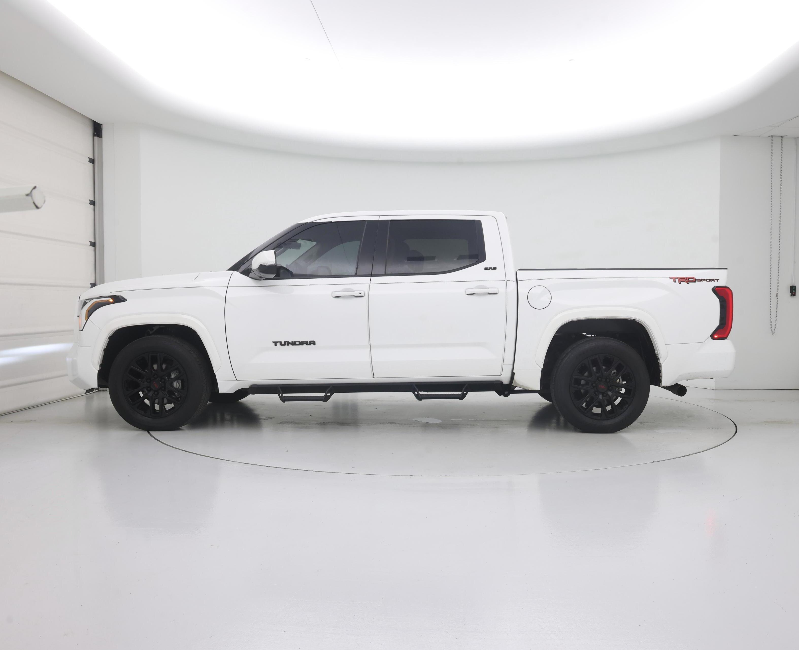 Thumbnail: 2023 Toyota Tundra - 3