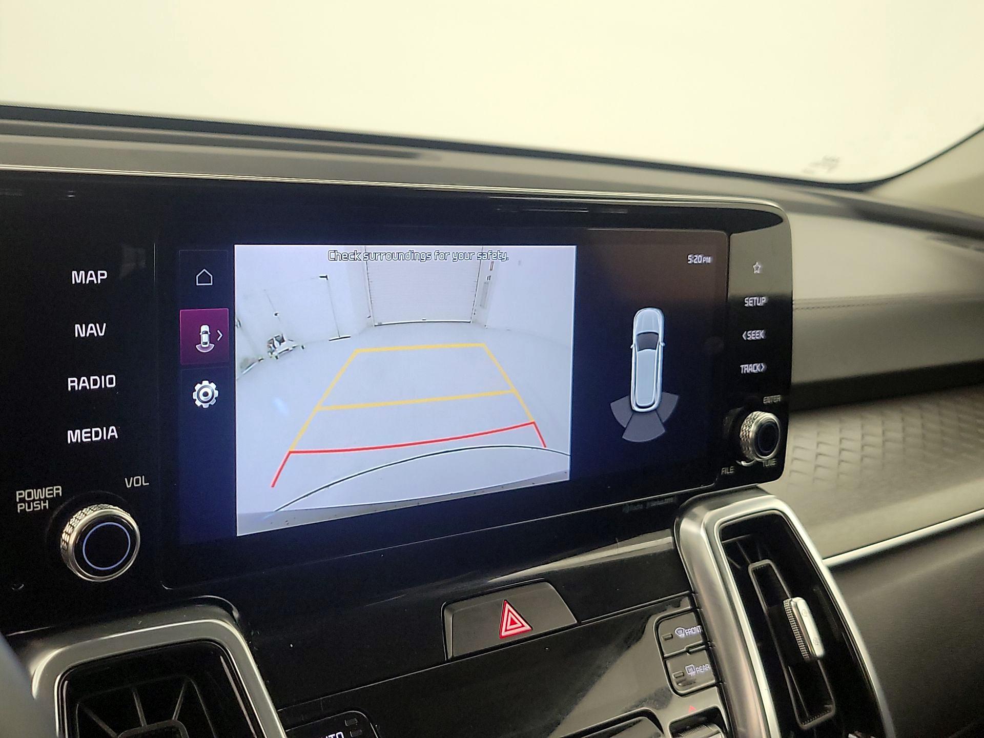 Thumbnail: 2023 Kia Sorento - 15