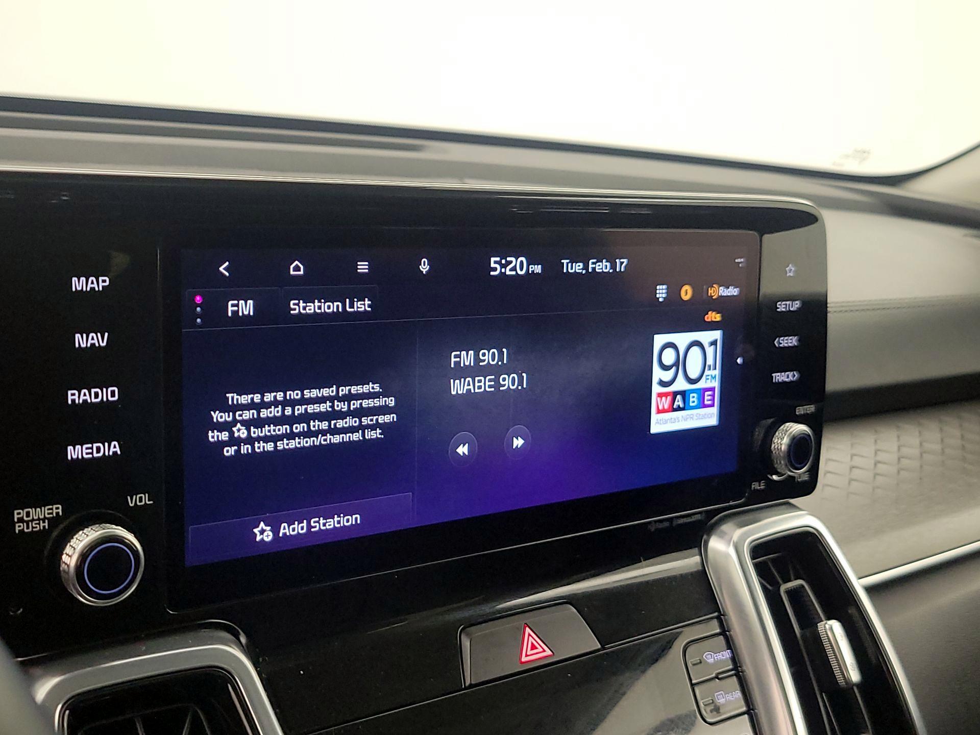 Thumbnail: 2023 Kia Sorento - 16