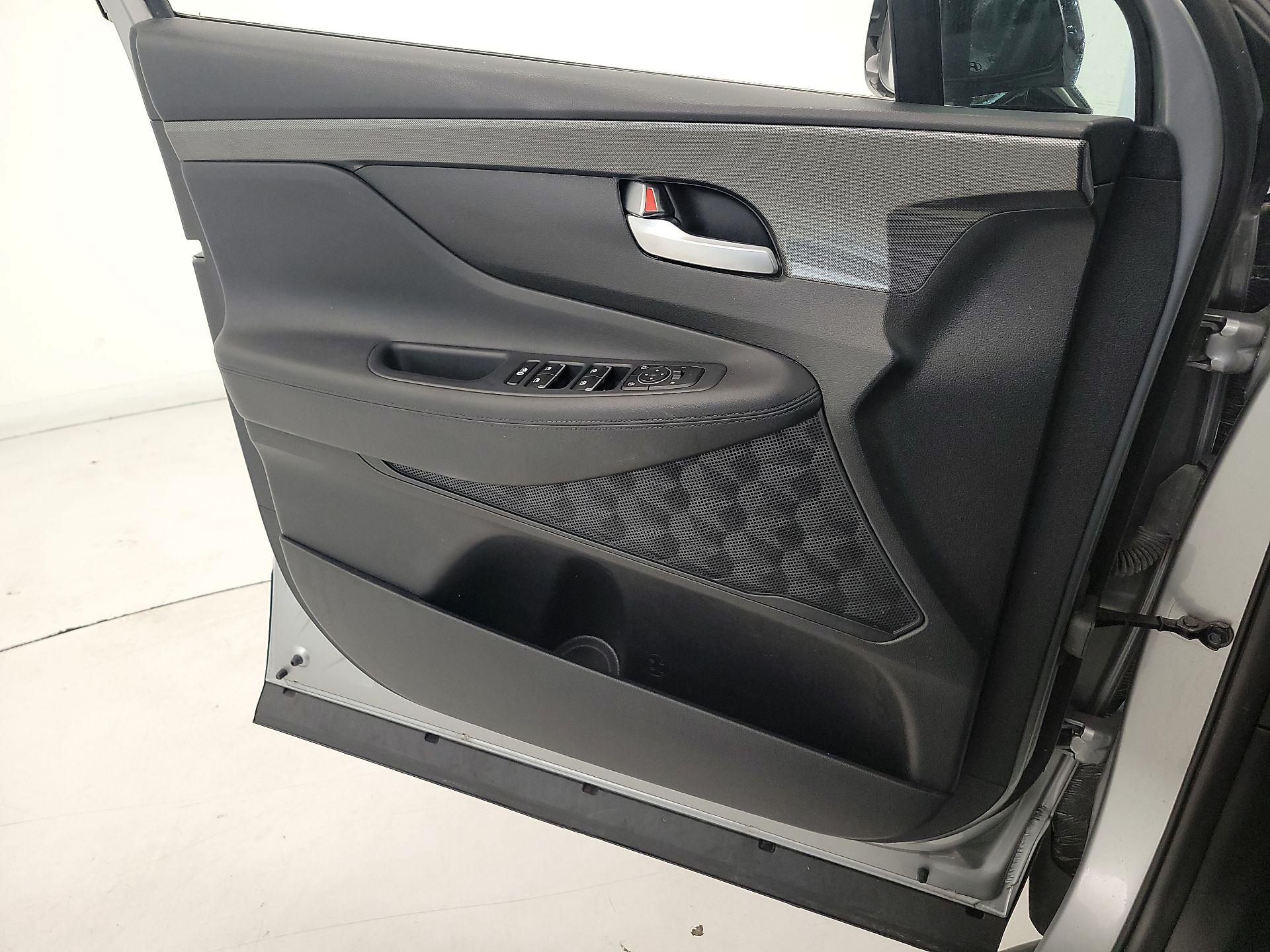 Thumbnail: 2022 Hyundai Santa Fe - 12