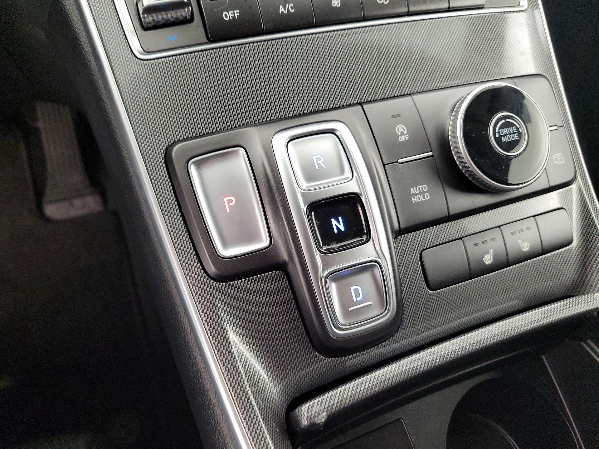 Thumbnail: 2022 Hyundai Santa Fe - 16