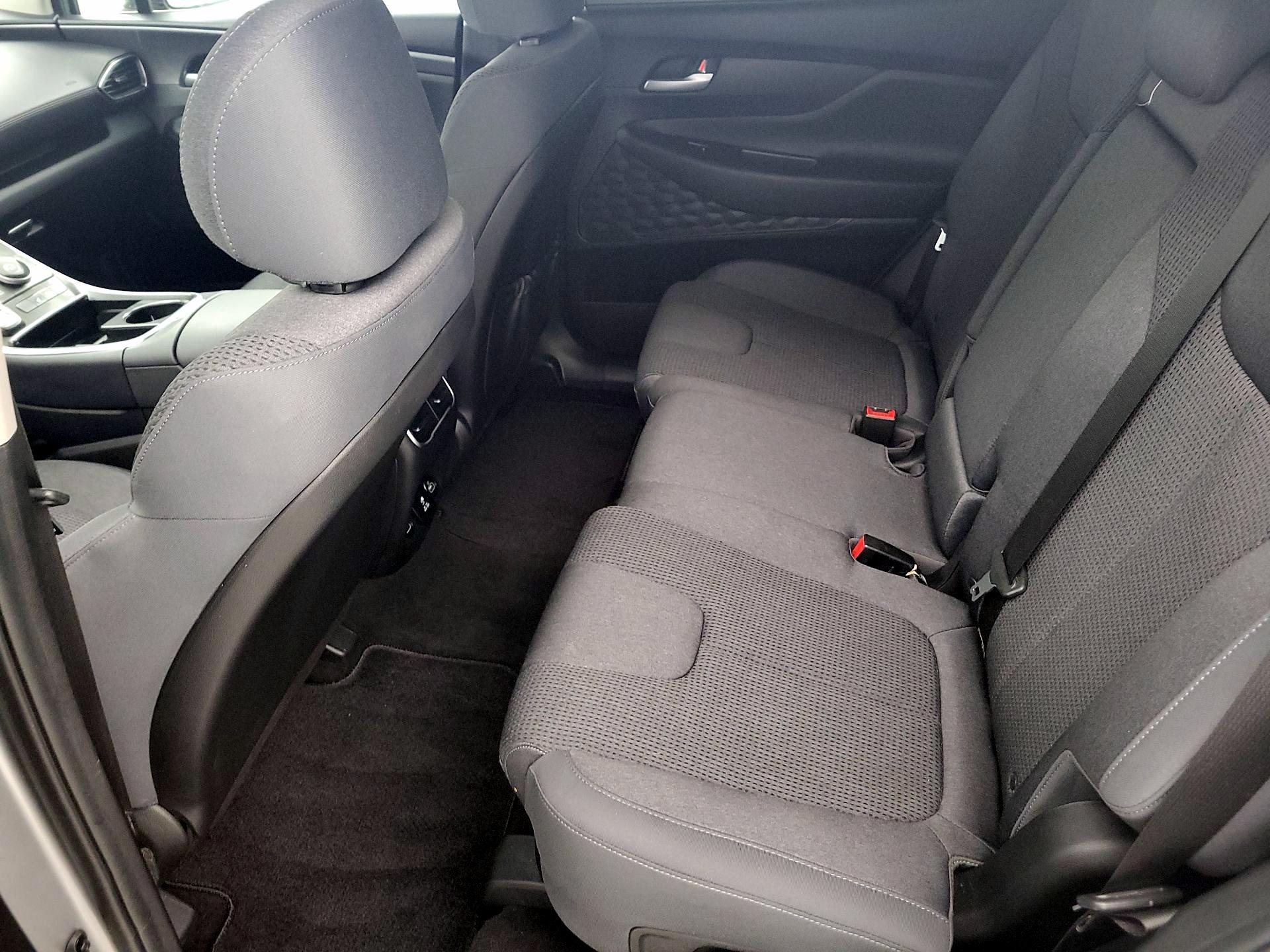 Thumbnail: 2022 Hyundai Santa Fe - 18