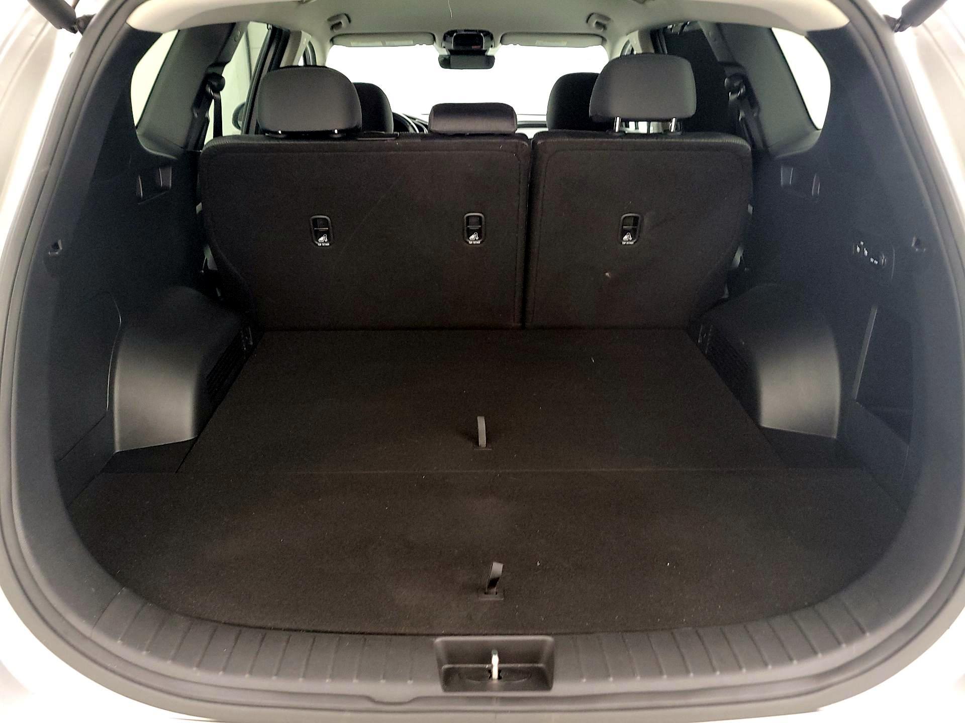 Thumbnail: 2022 Hyundai Santa Fe - 19