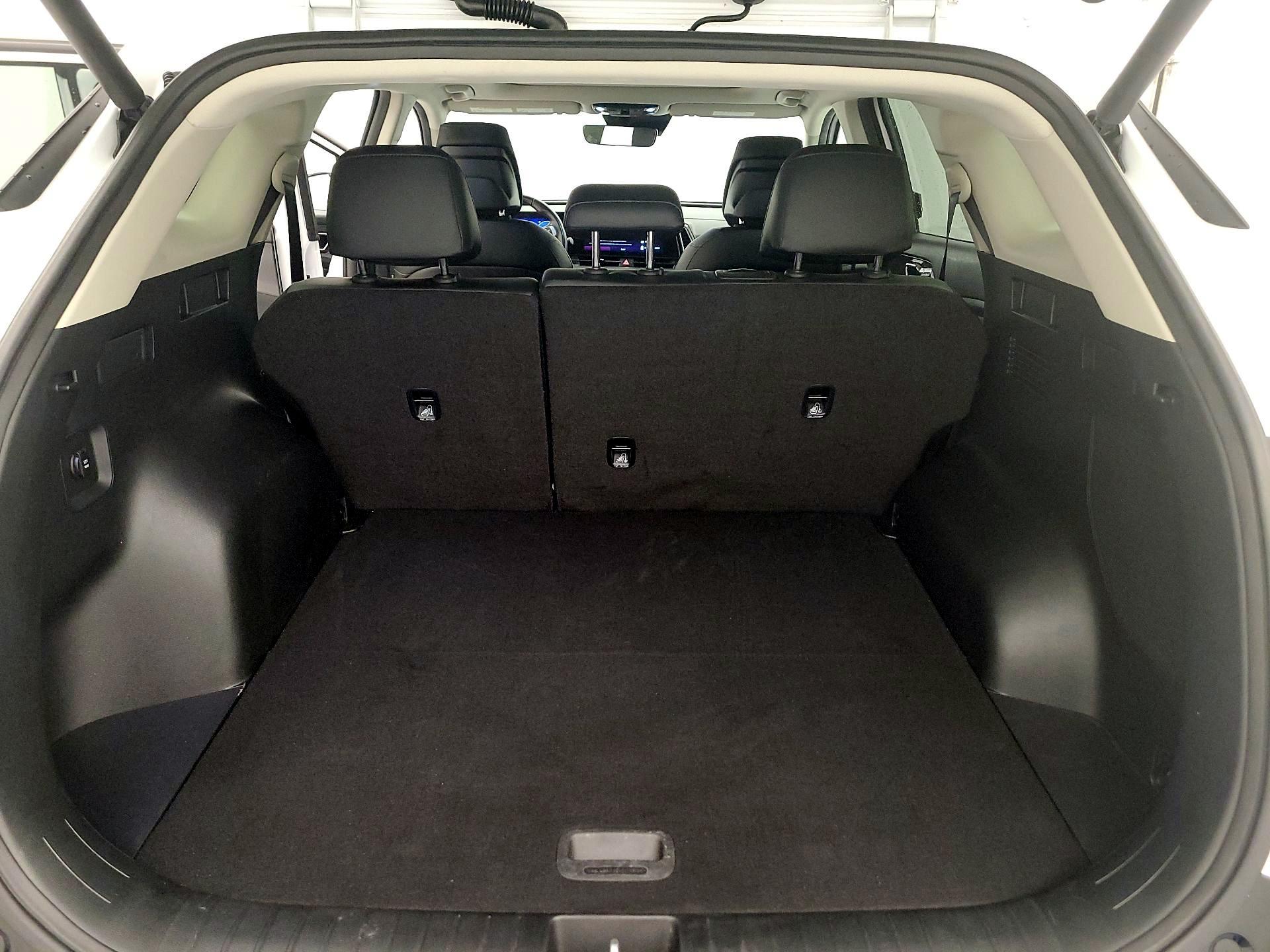 Thumbnail: 2023 Kia Sportage - 20