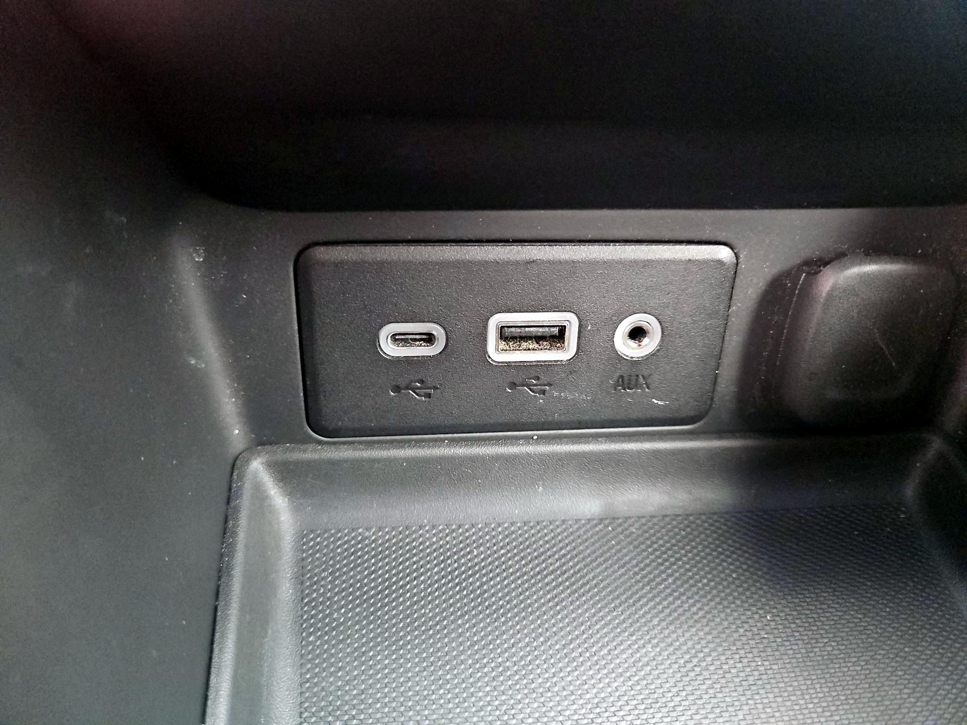 Thumbnail: 2022 GMC Terrain - 18