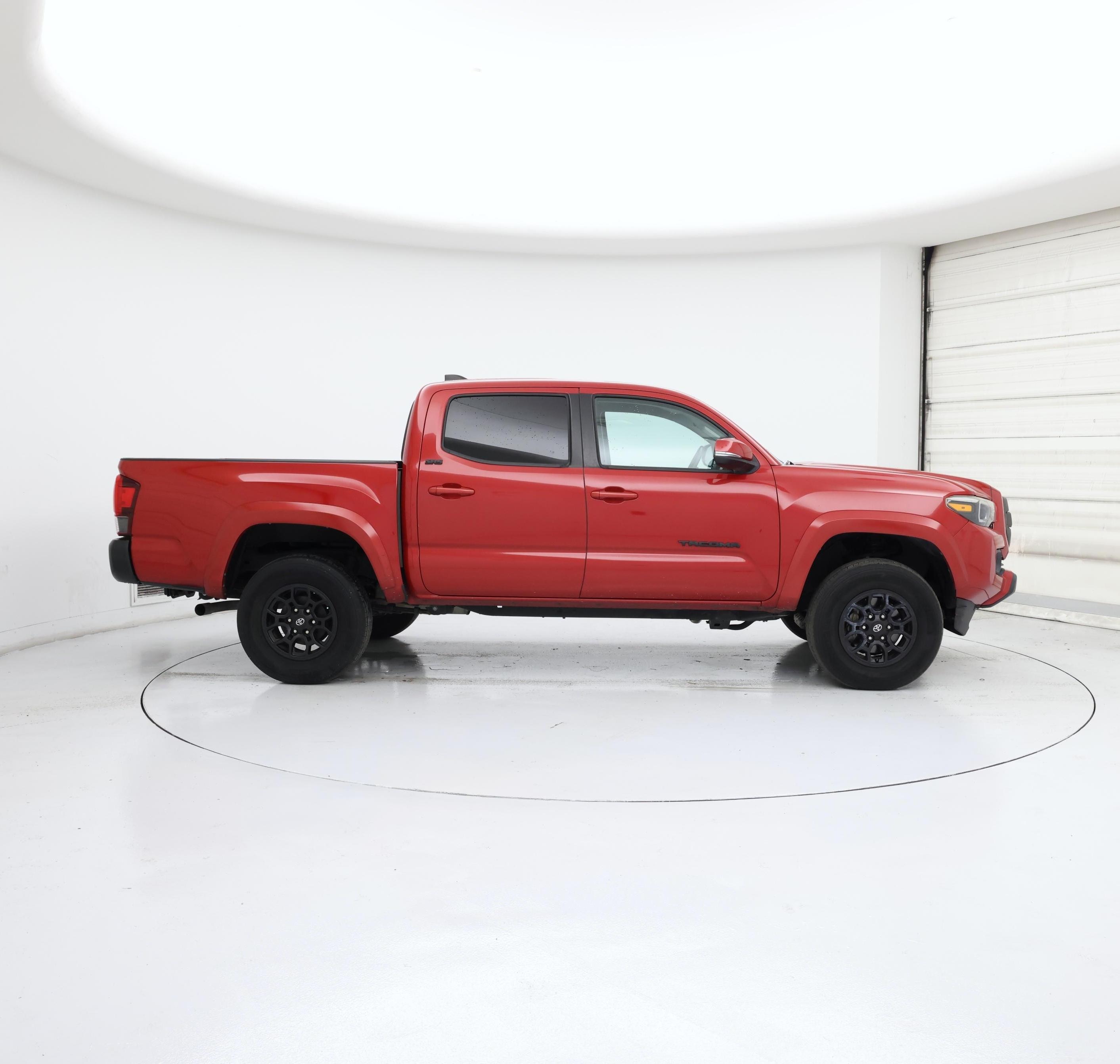 Thumbnail: 2022 Toyota Tacoma - 7