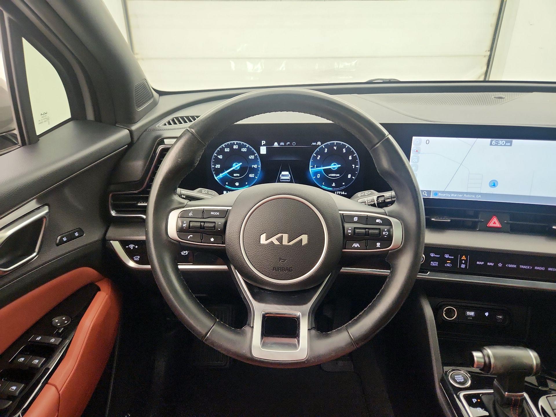 Thumbnail: 2023 Kia Sportage - 10