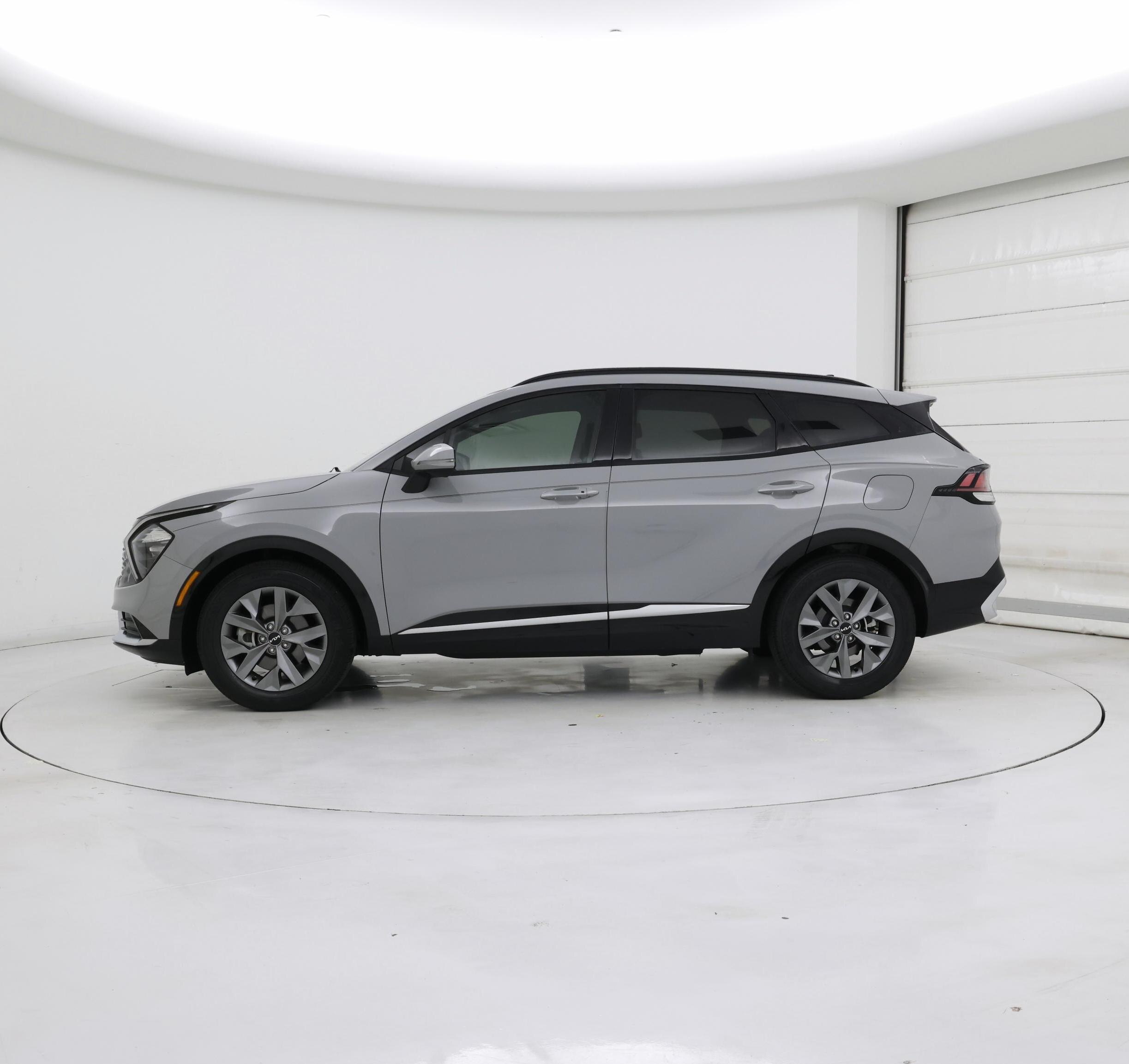 Thumbnail: 2023 Kia Sportage - 3