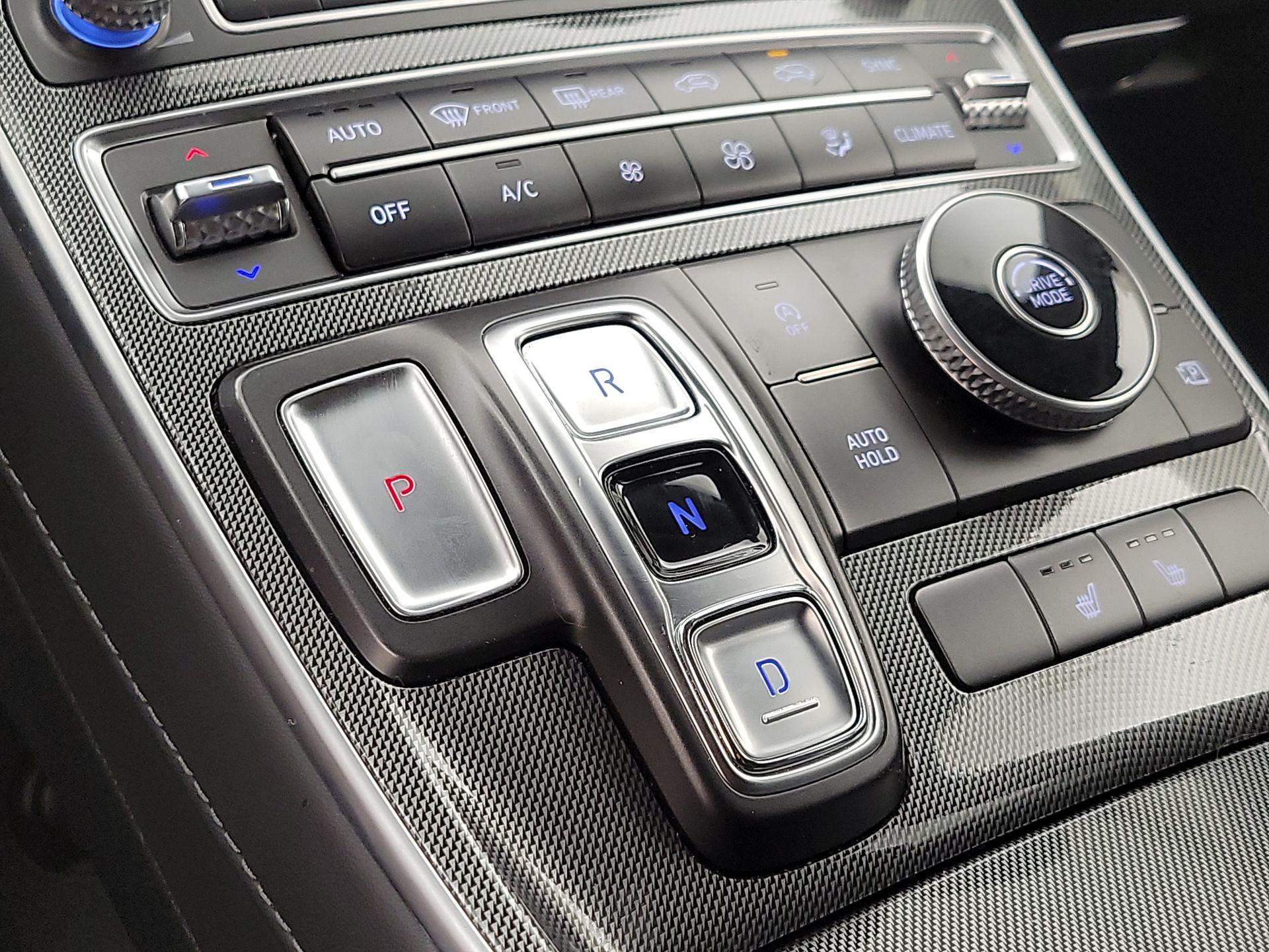 Thumbnail: 2023 Hyundai Santa Fe - 17