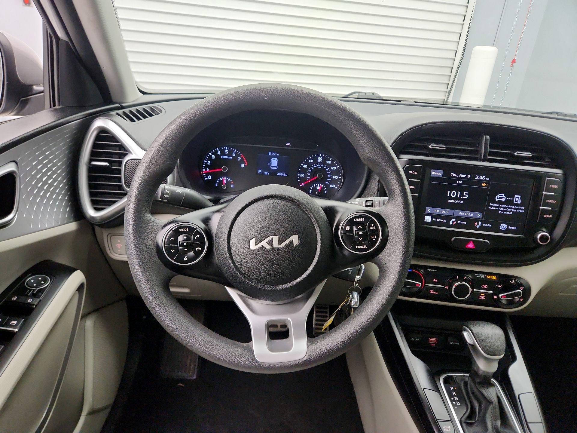 Thumbnail: 2022 Kia Soul - 10