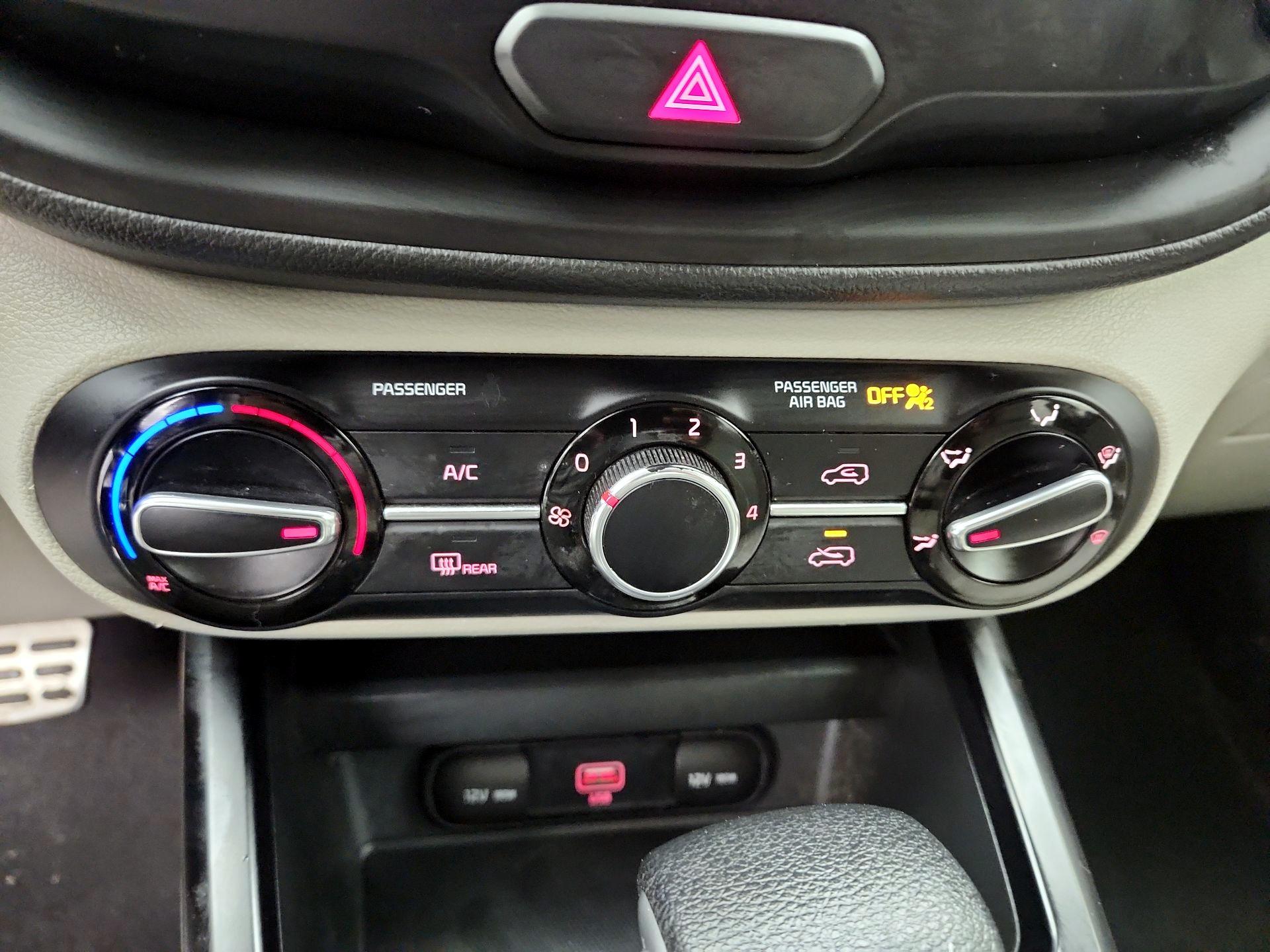 Thumbnail: 2022 Kia Soul - 16