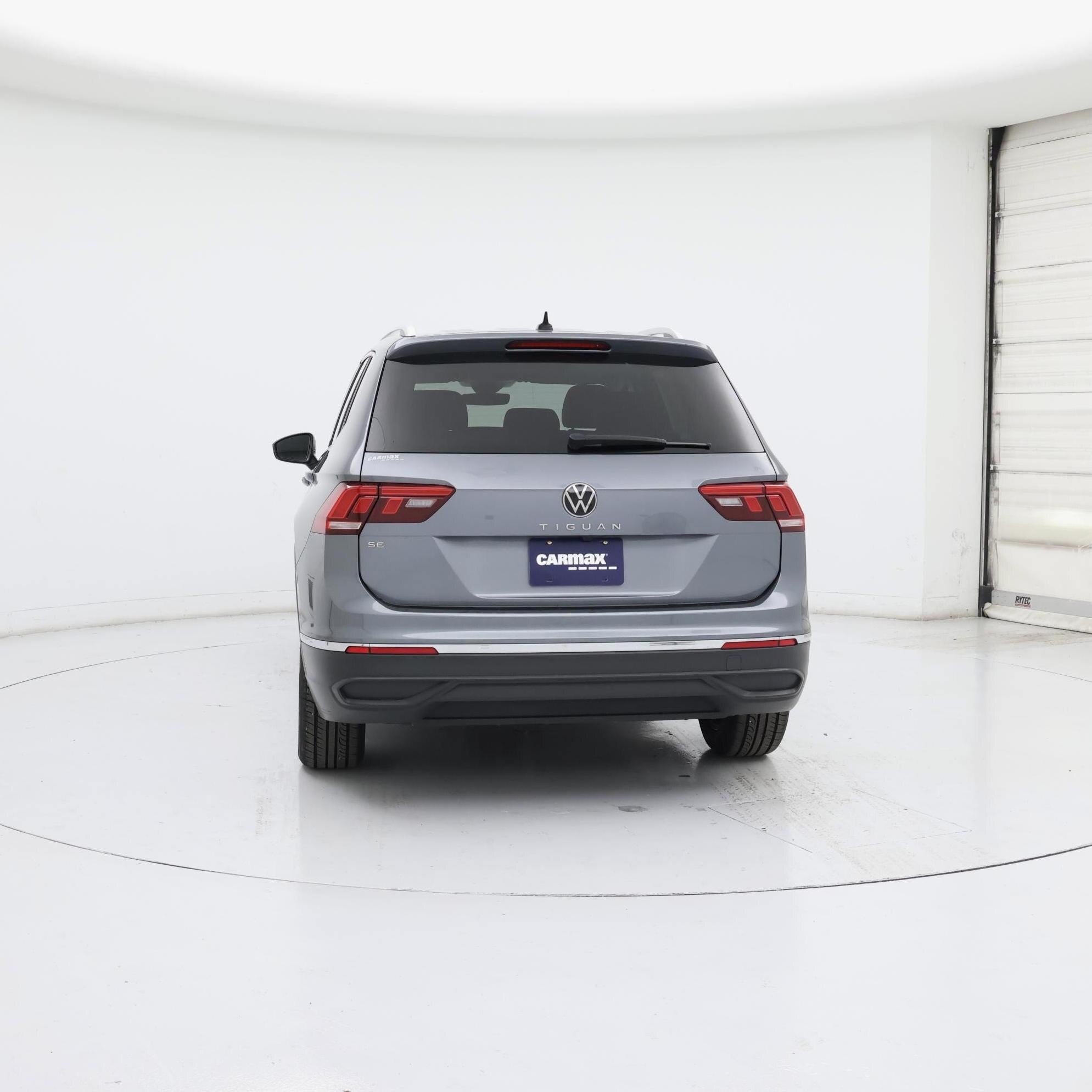 Thumbnail: 2023 Volkswagen Tiguan - 6