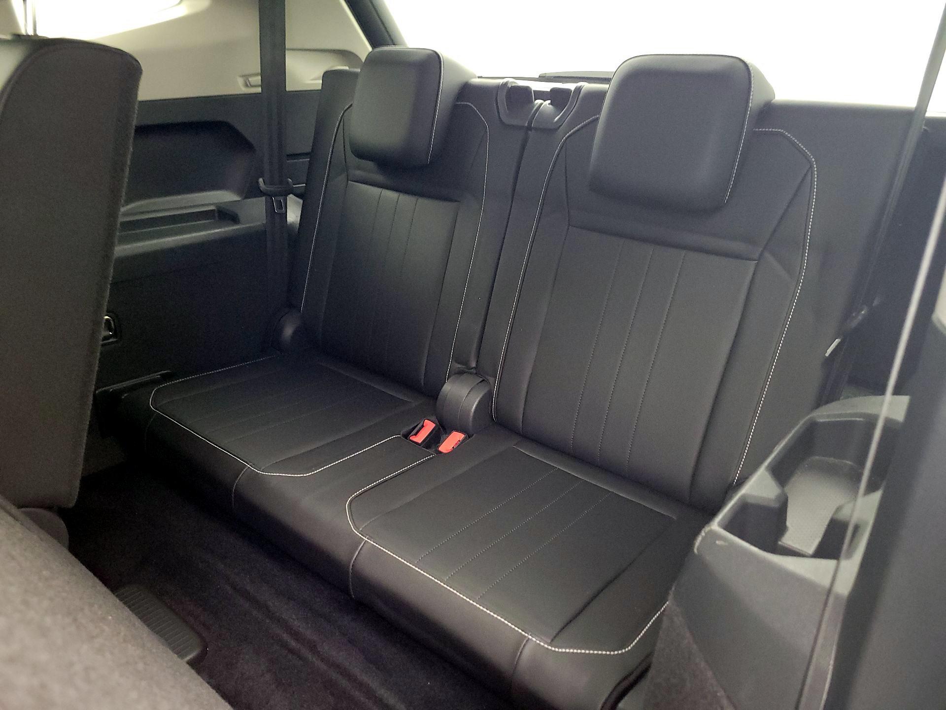 Thumbnail: 2022 Volkswagen Tiguan - 20