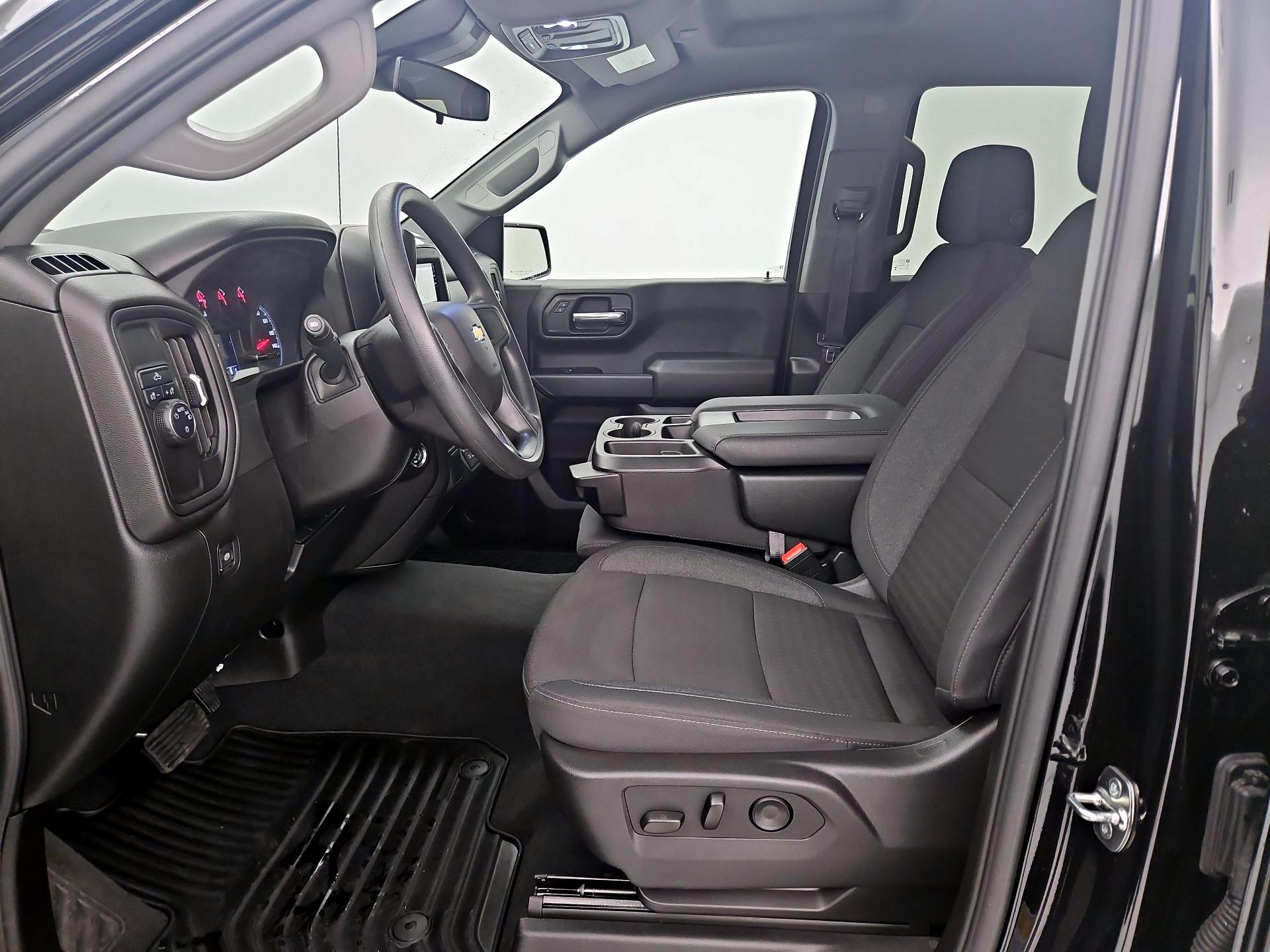 Thumbnail: 2025 Chevrolet Silverado 1500 - 11