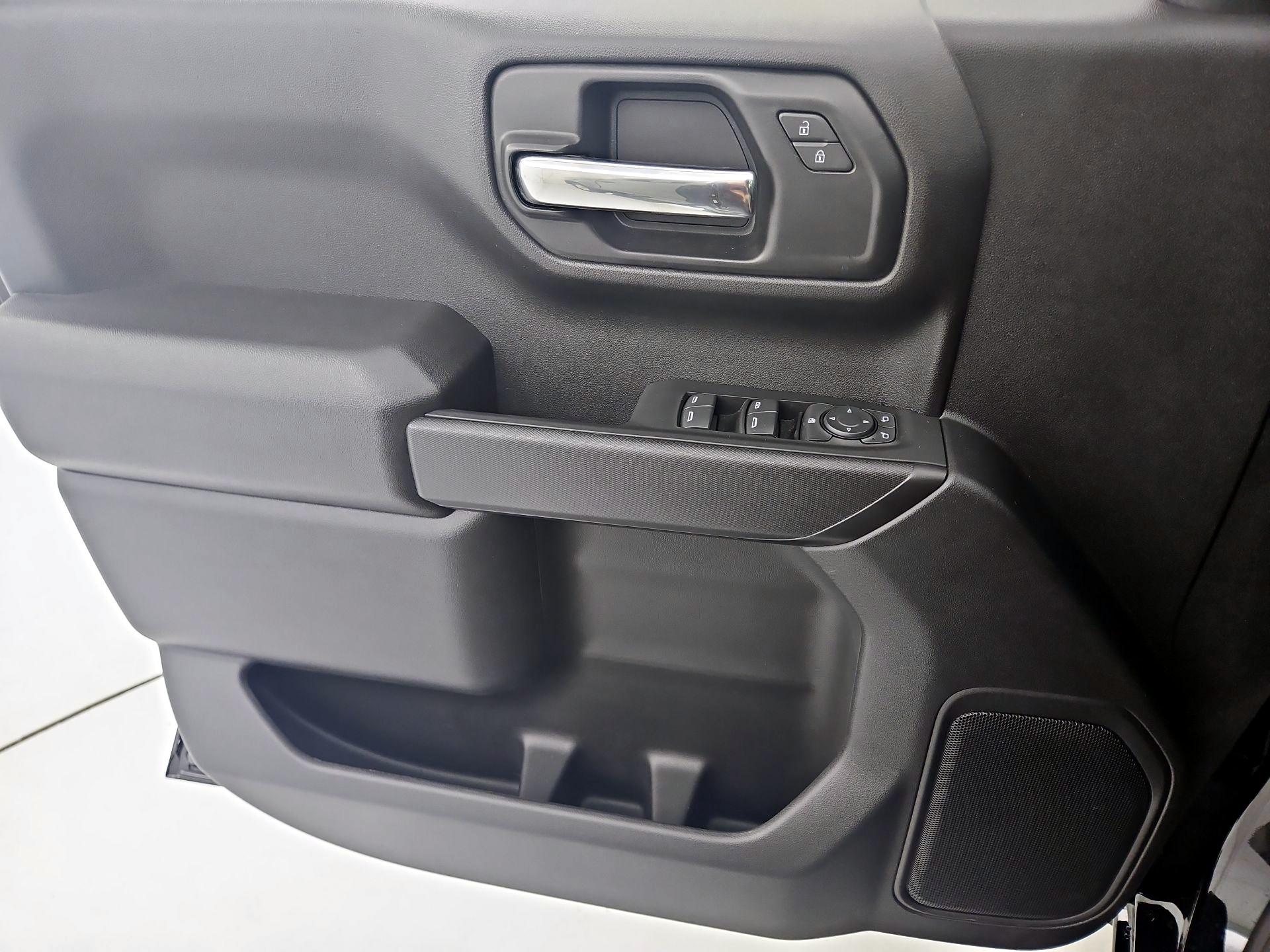 Thumbnail: 2025 Chevrolet Silverado 1500 - 12