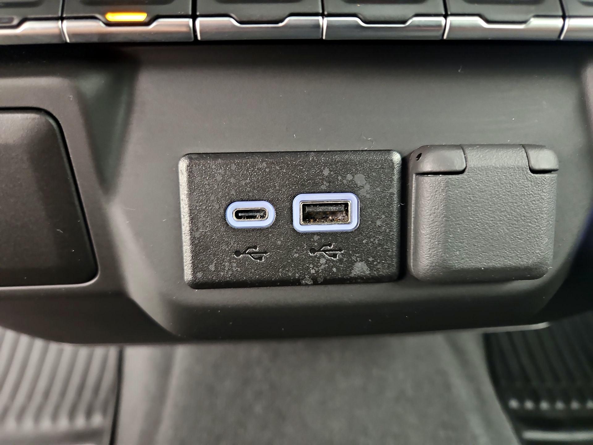 Thumbnail: 2025 Chevrolet Silverado 1500 - 18