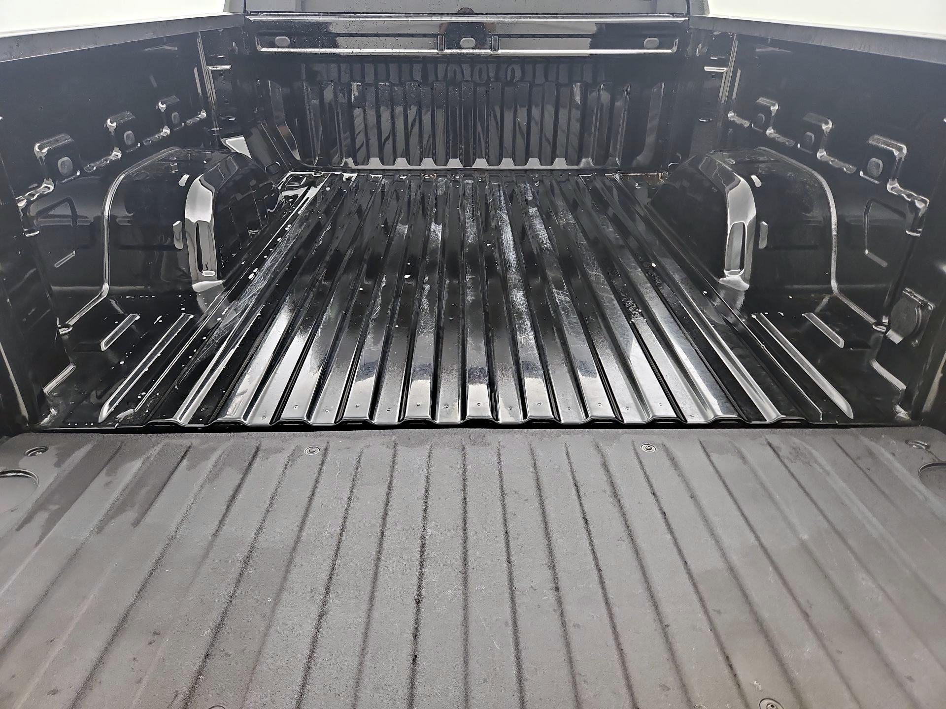 Thumbnail: 2025 Chevrolet Silverado 1500 - 20