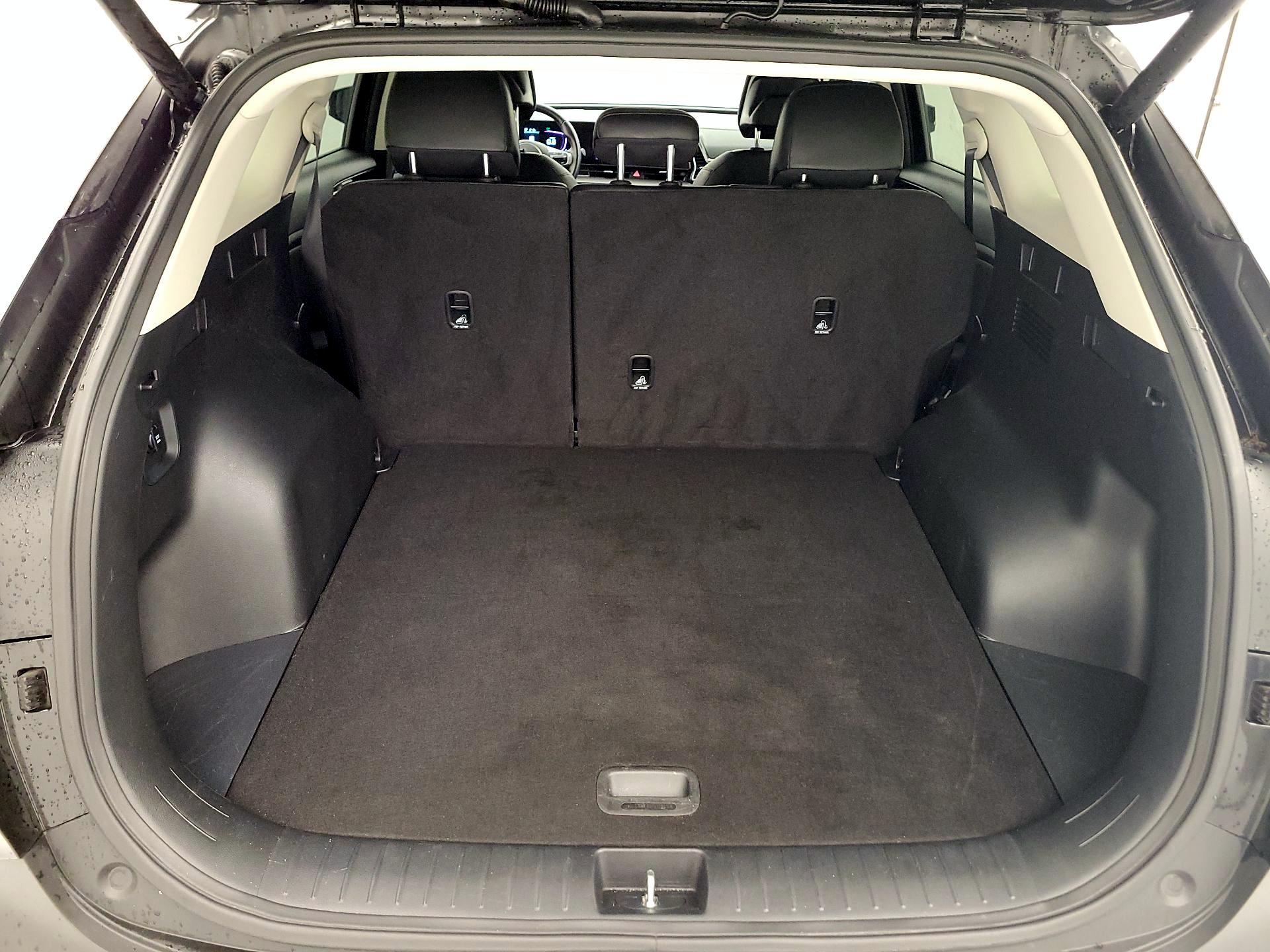 Thumbnail: 2025 Kia Sportage - 16