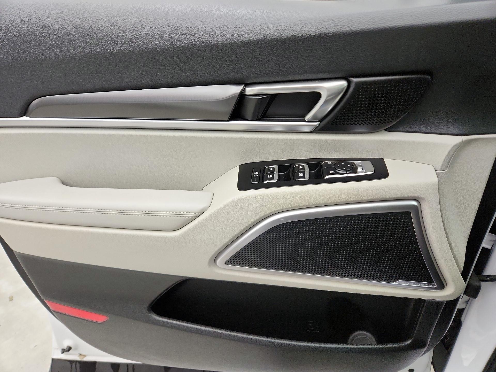 Thumbnail: 2025 Kia Telluride - 12