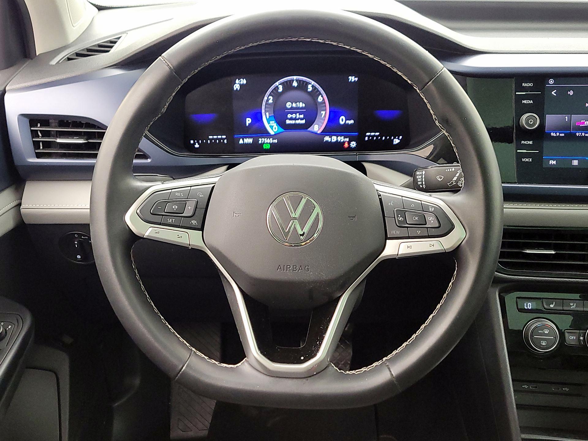 Thumbnail: 2024 Volkswagen Taos - 10