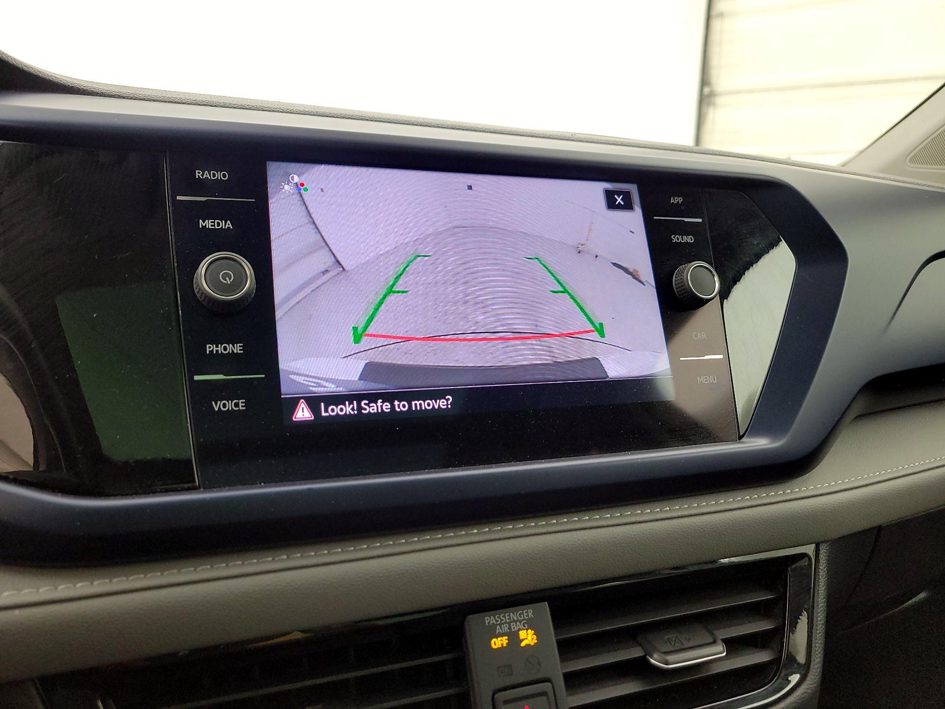 Thumbnail: 2024 Volkswagen Taos - 14