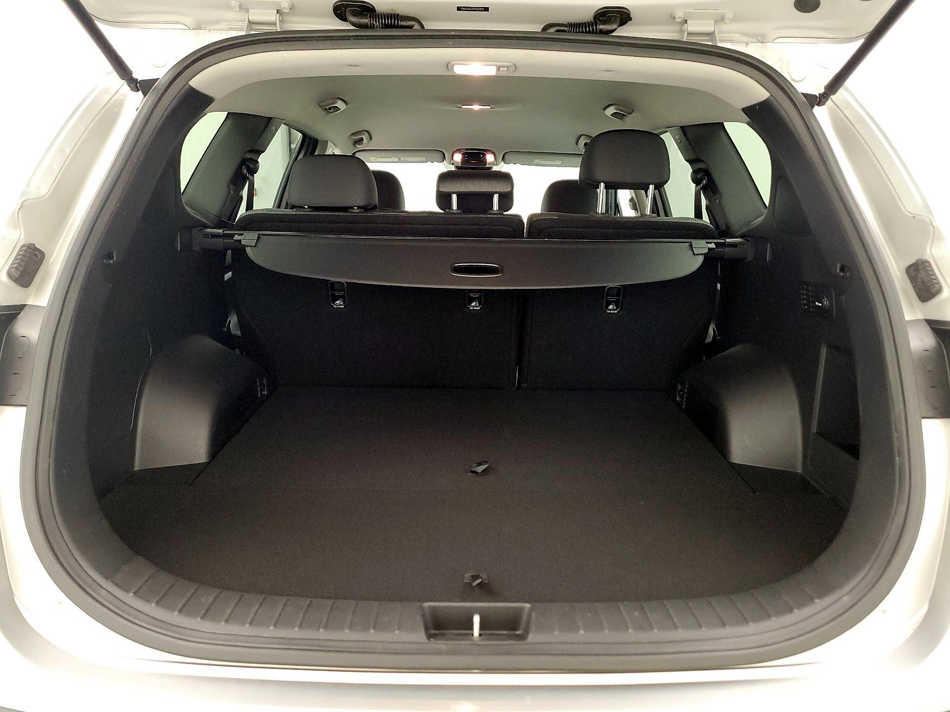 Thumbnail: 2023 Hyundai Santa Fe - 19